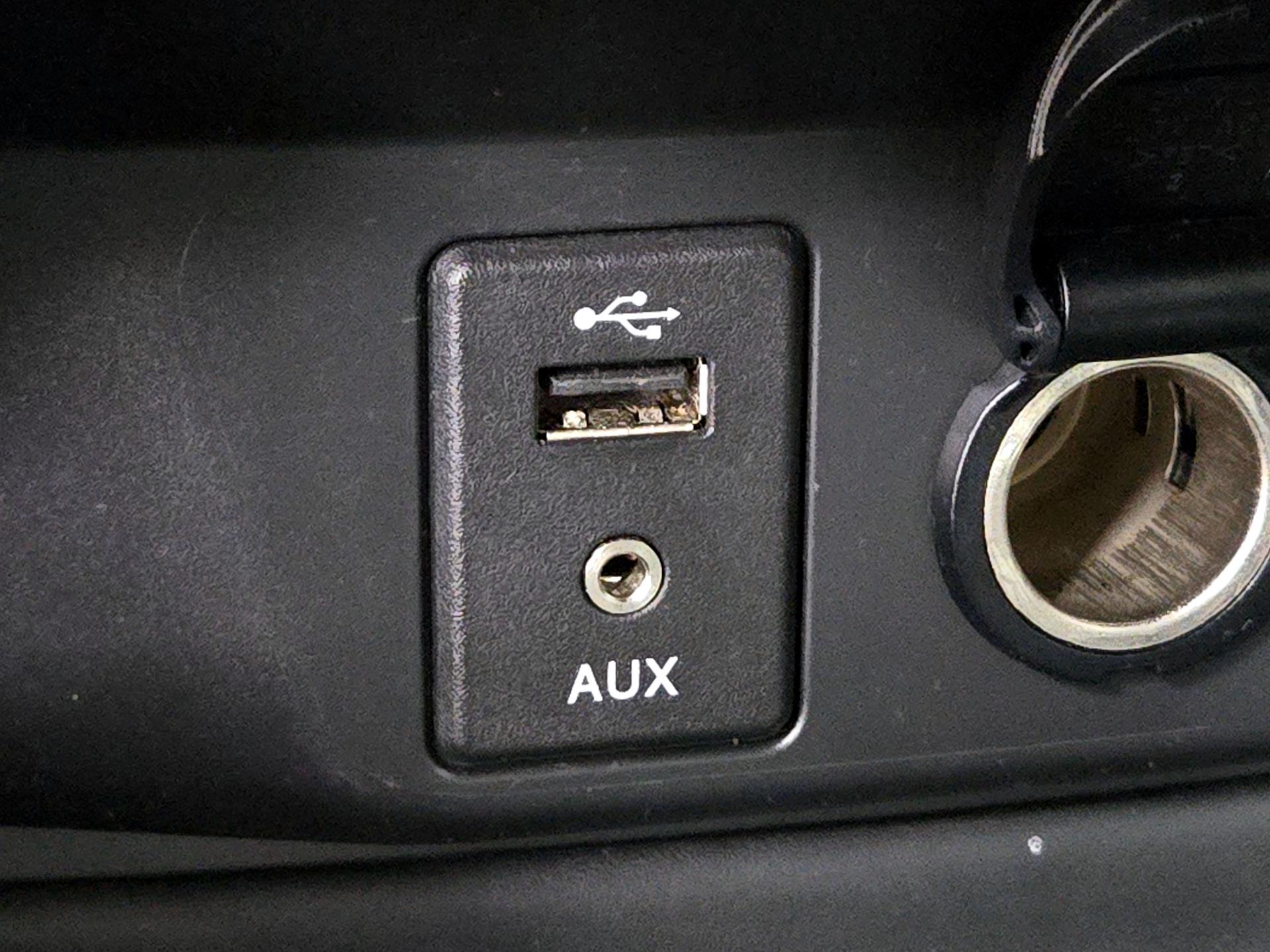 Thumbnail: 2016 Nissan Rogue - 18