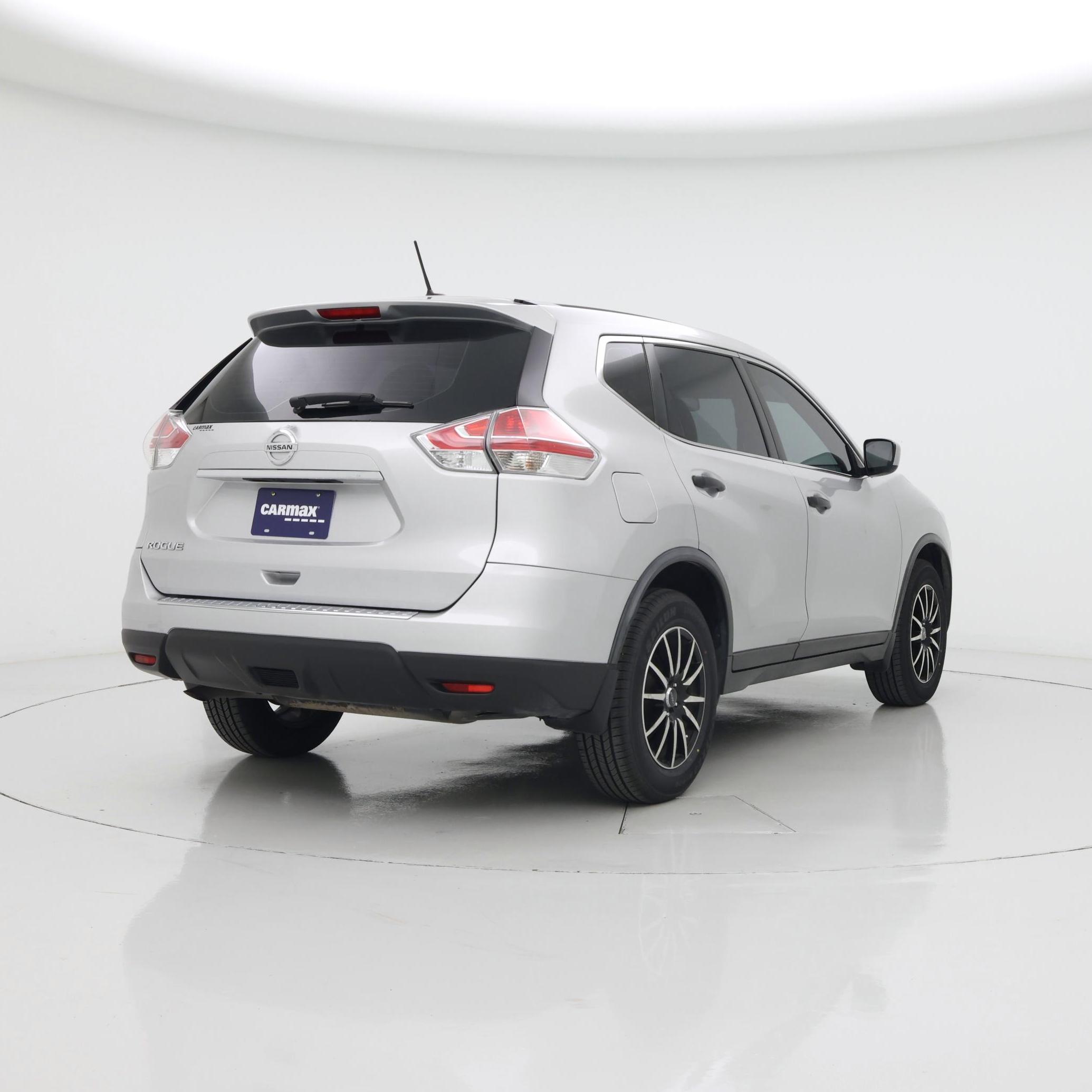 Thumbnail: 2016 Nissan Rogue - 8