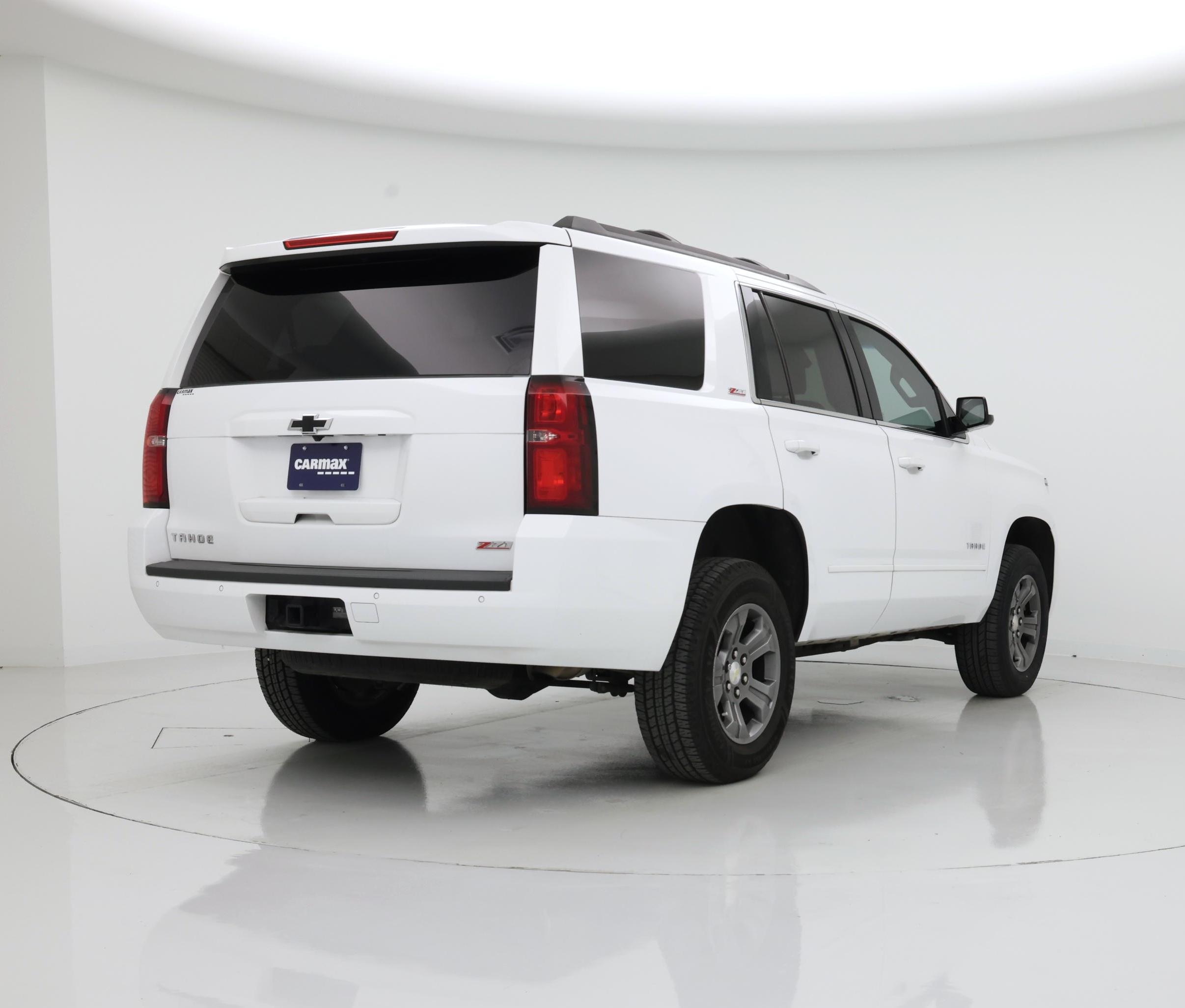 Thumbnail: 2017 Chevrolet Tahoe - 8