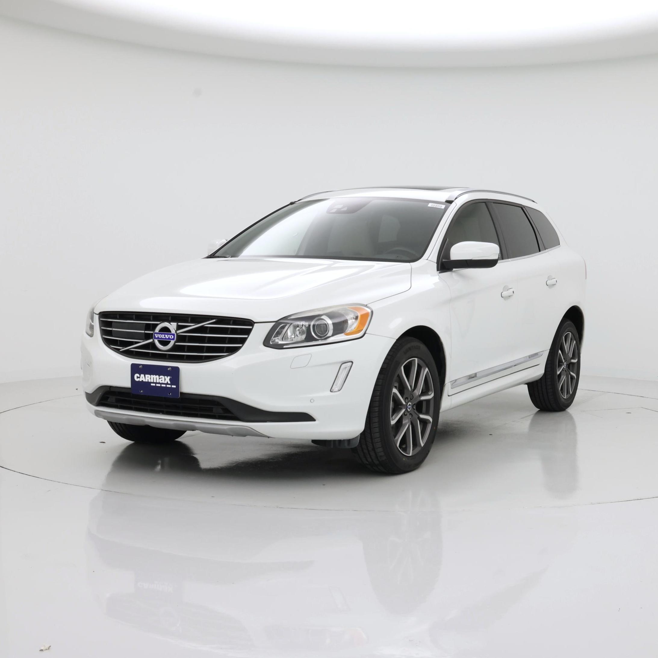 Thumbnail: 2016 Volvo XC60 - 4