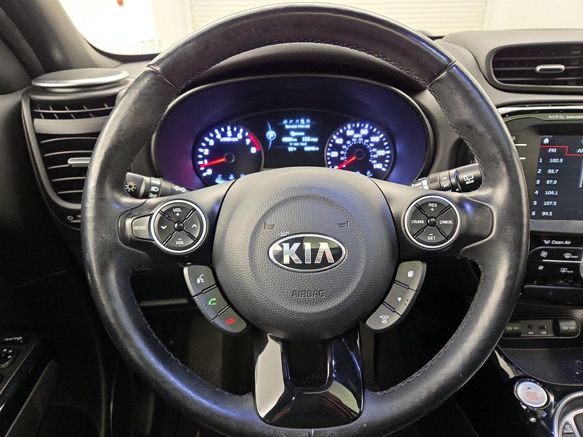 Thumbnail: 2014 Kia Soul - 10