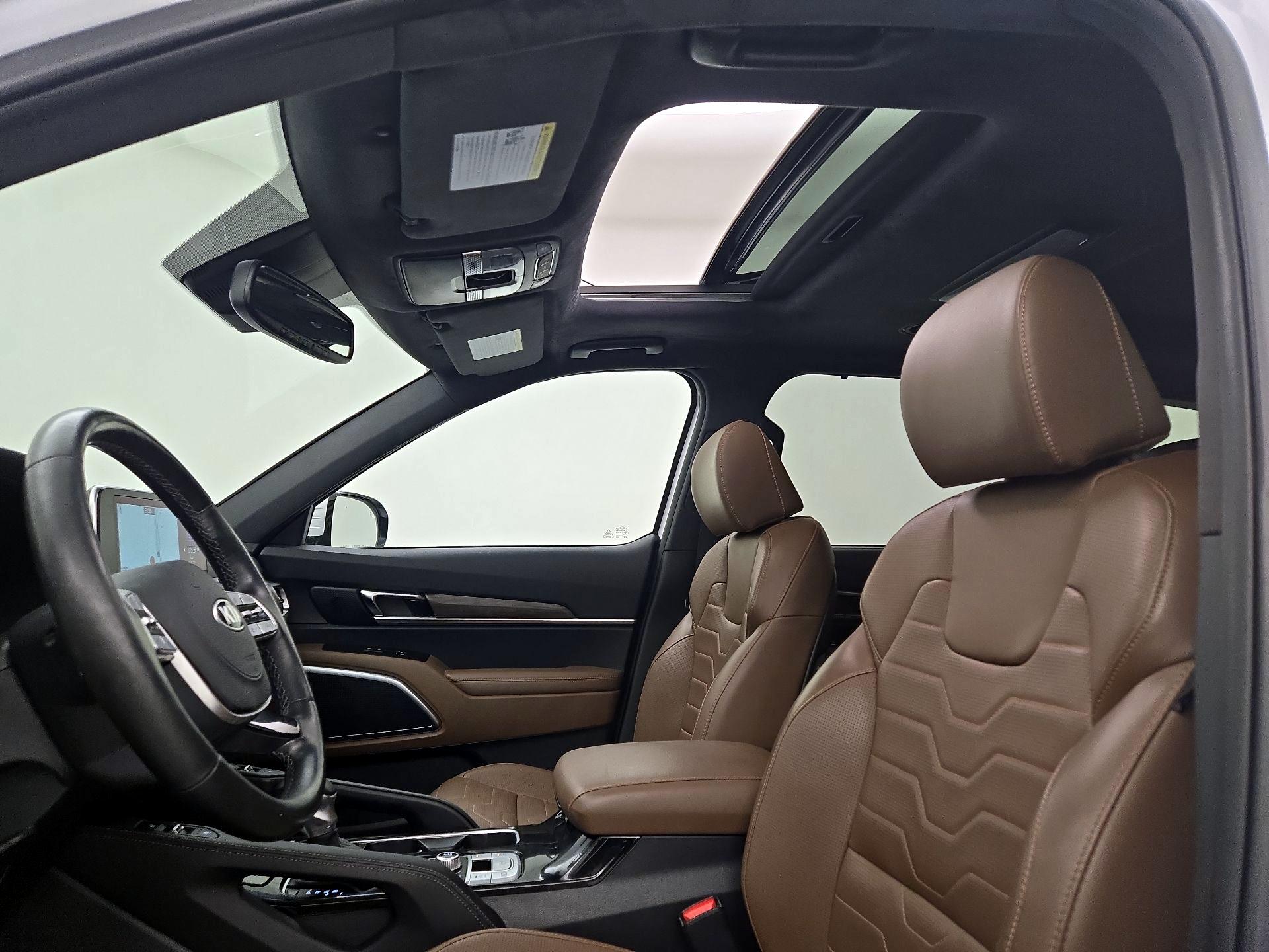 Thumbnail: 2021 Kia Telluride - 18