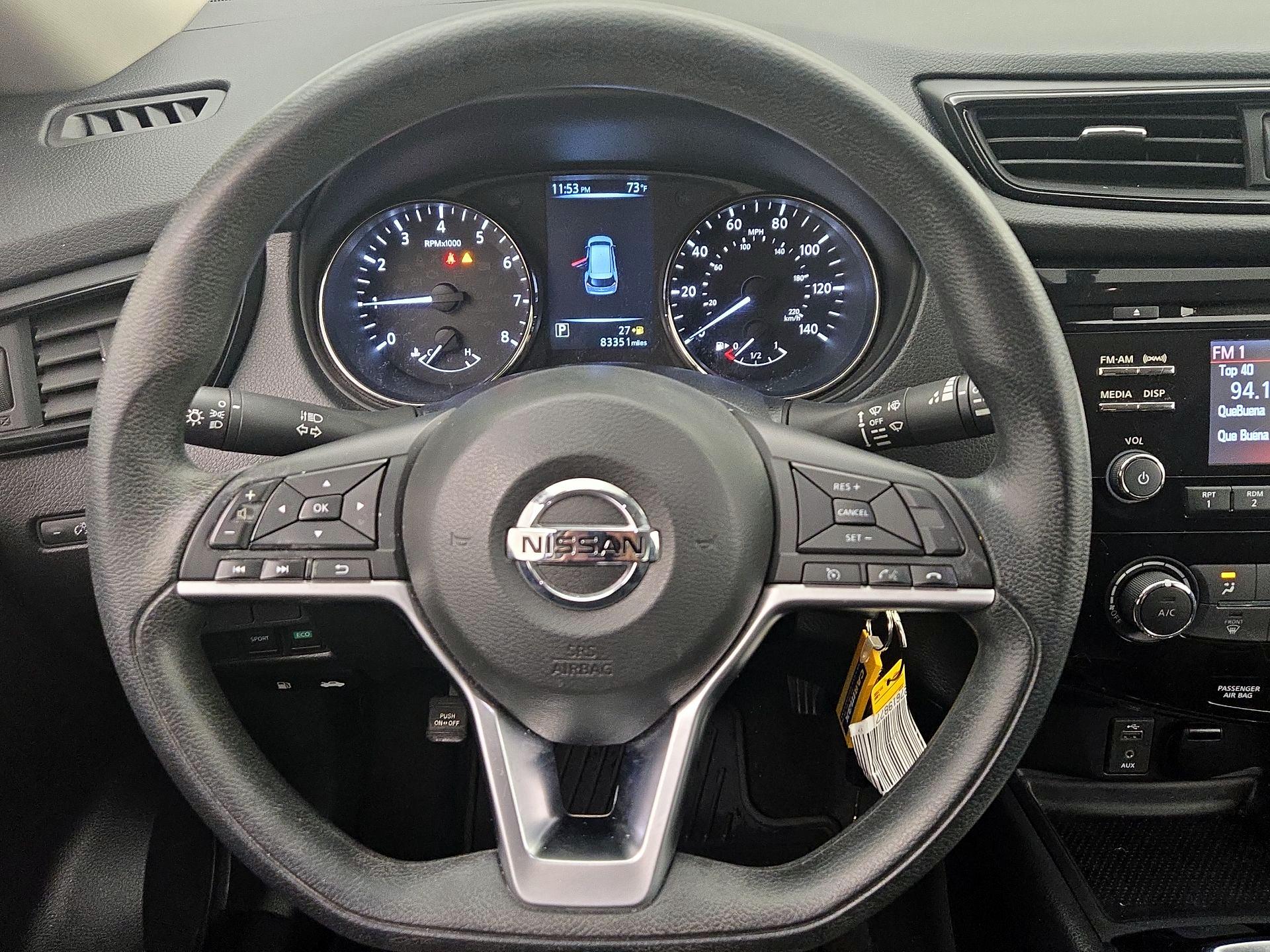 Thumbnail: 2017 Nissan Rogue - 10