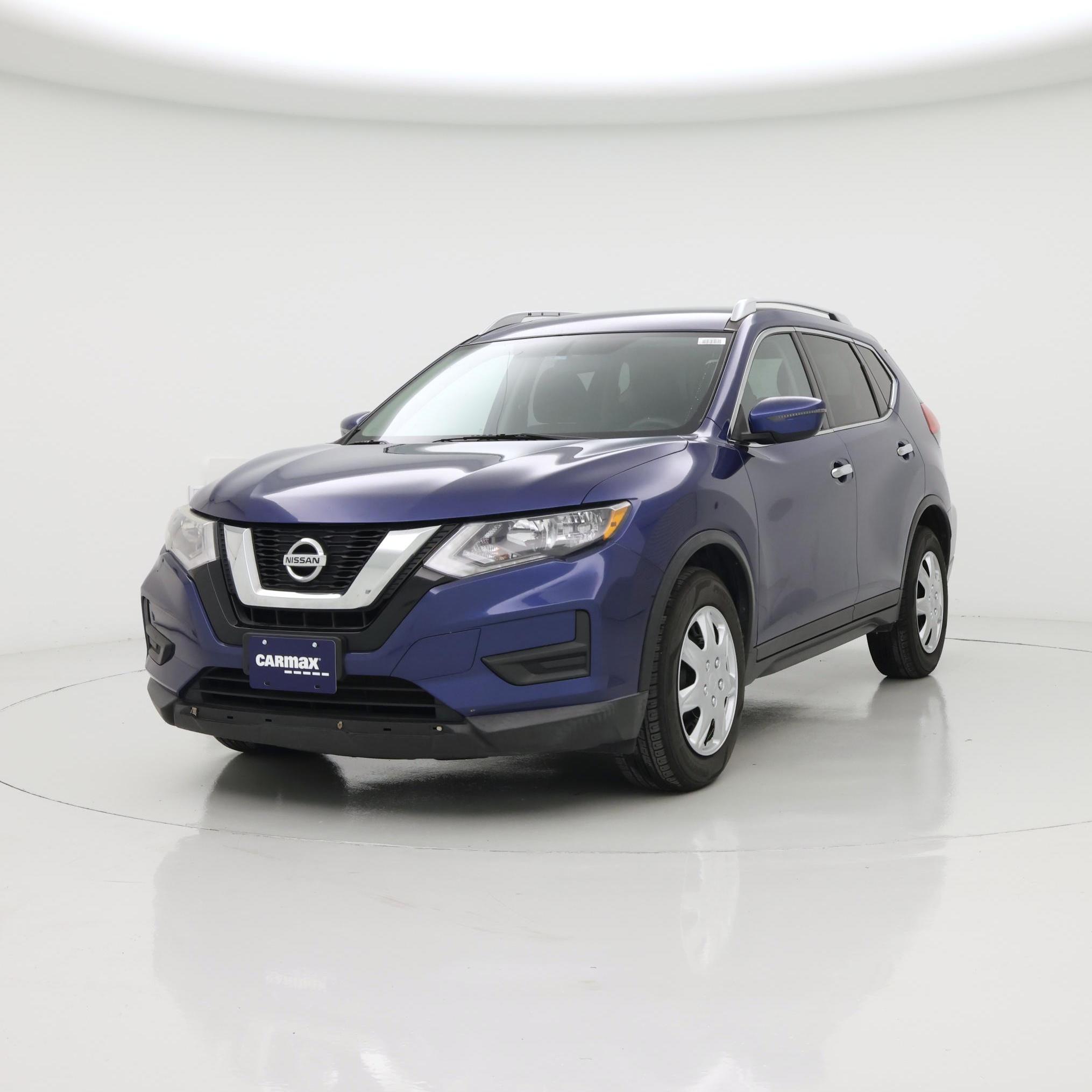 Thumbnail: 2017 Nissan Rogue - 4