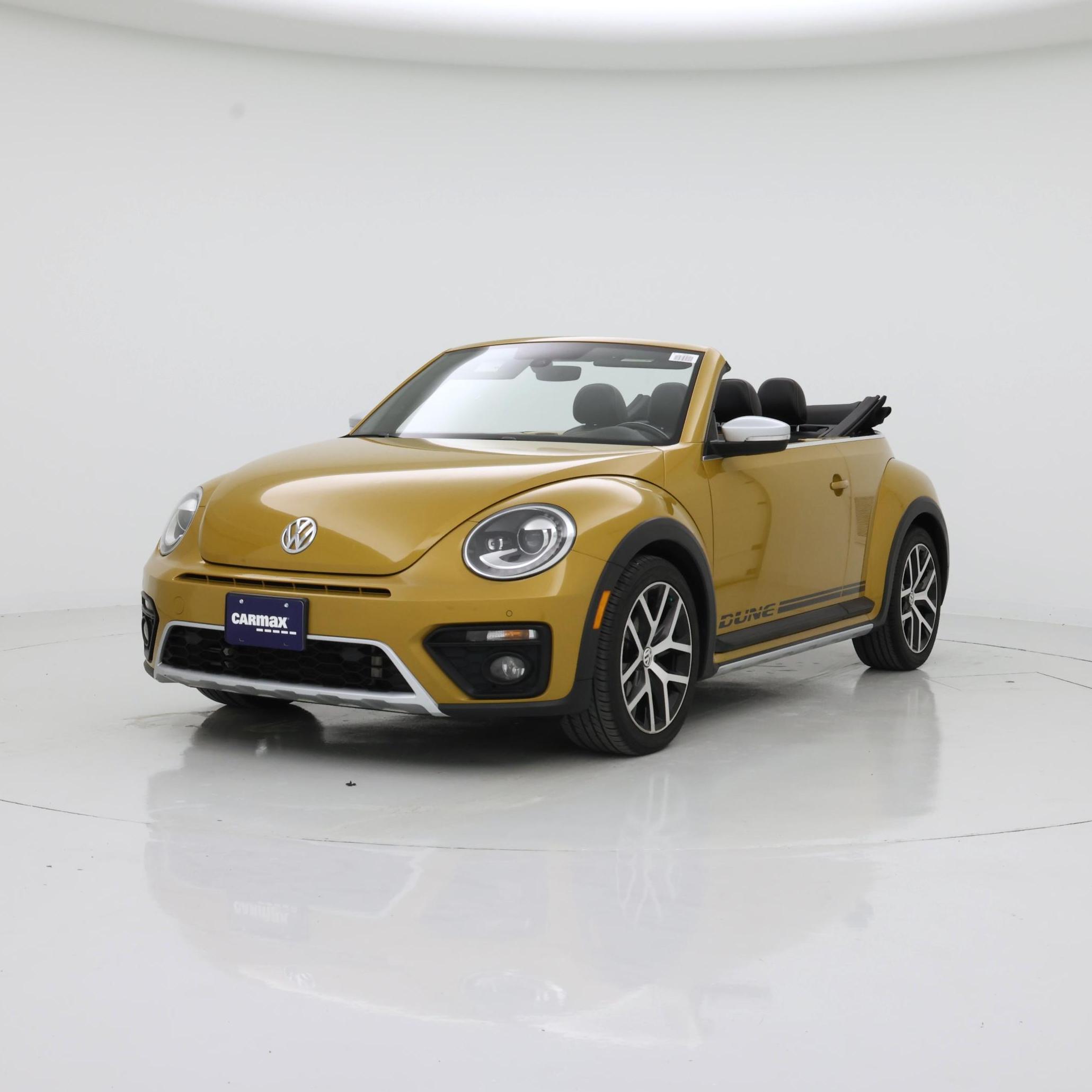 Thumbnail: 2017 Volkswagen Beetle - 4