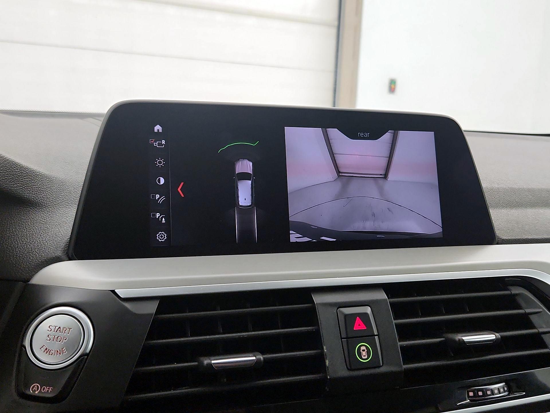 Thumbnail: 2021 BMW X3 - 15