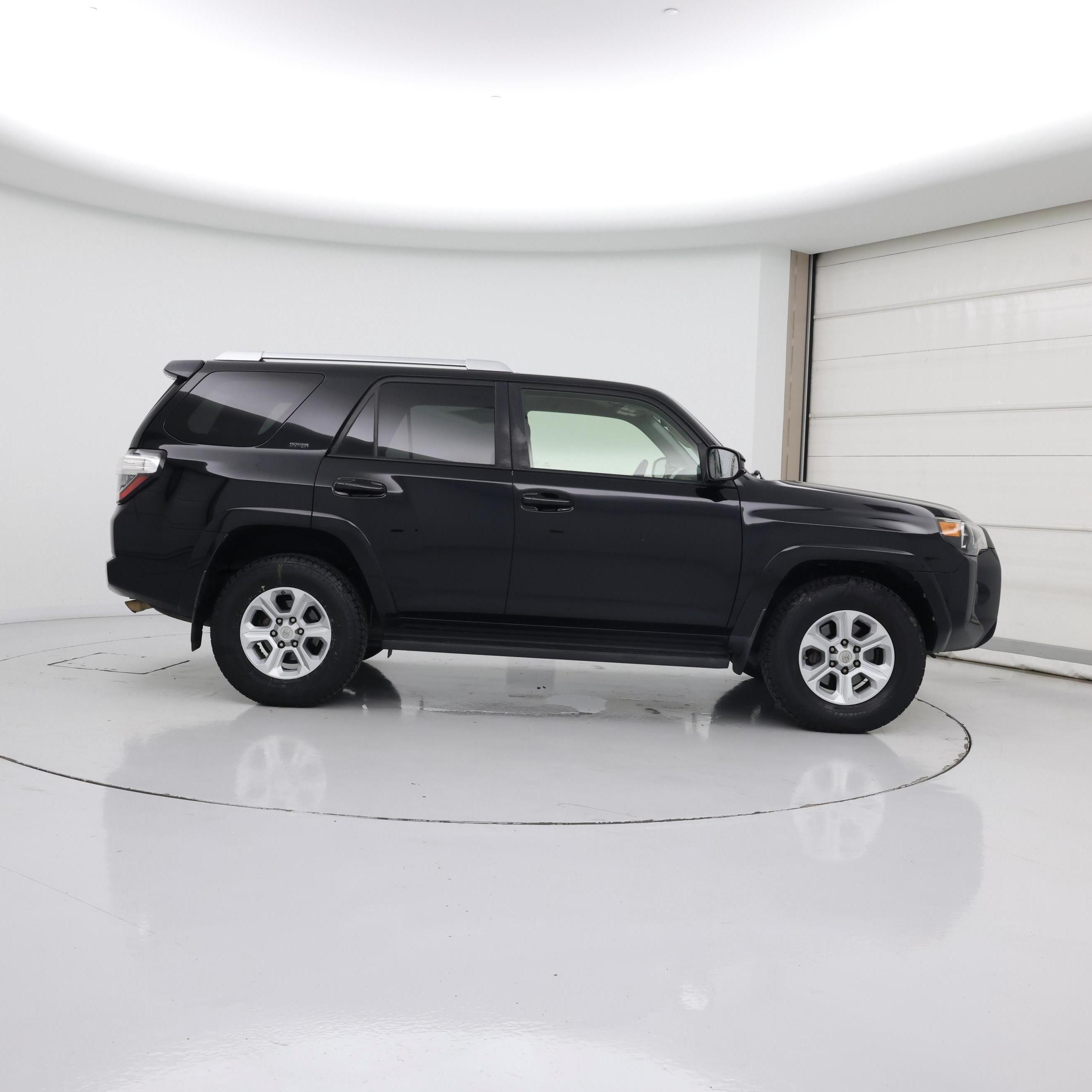 Thumbnail: 2018 Toyota 4Runner - 7