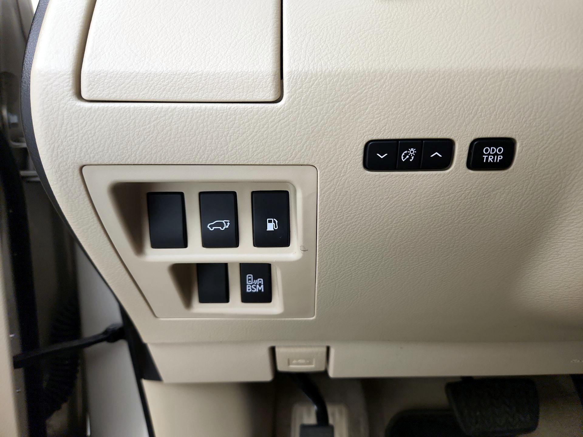 Thumbnail: 2015 Lexus RX - 13