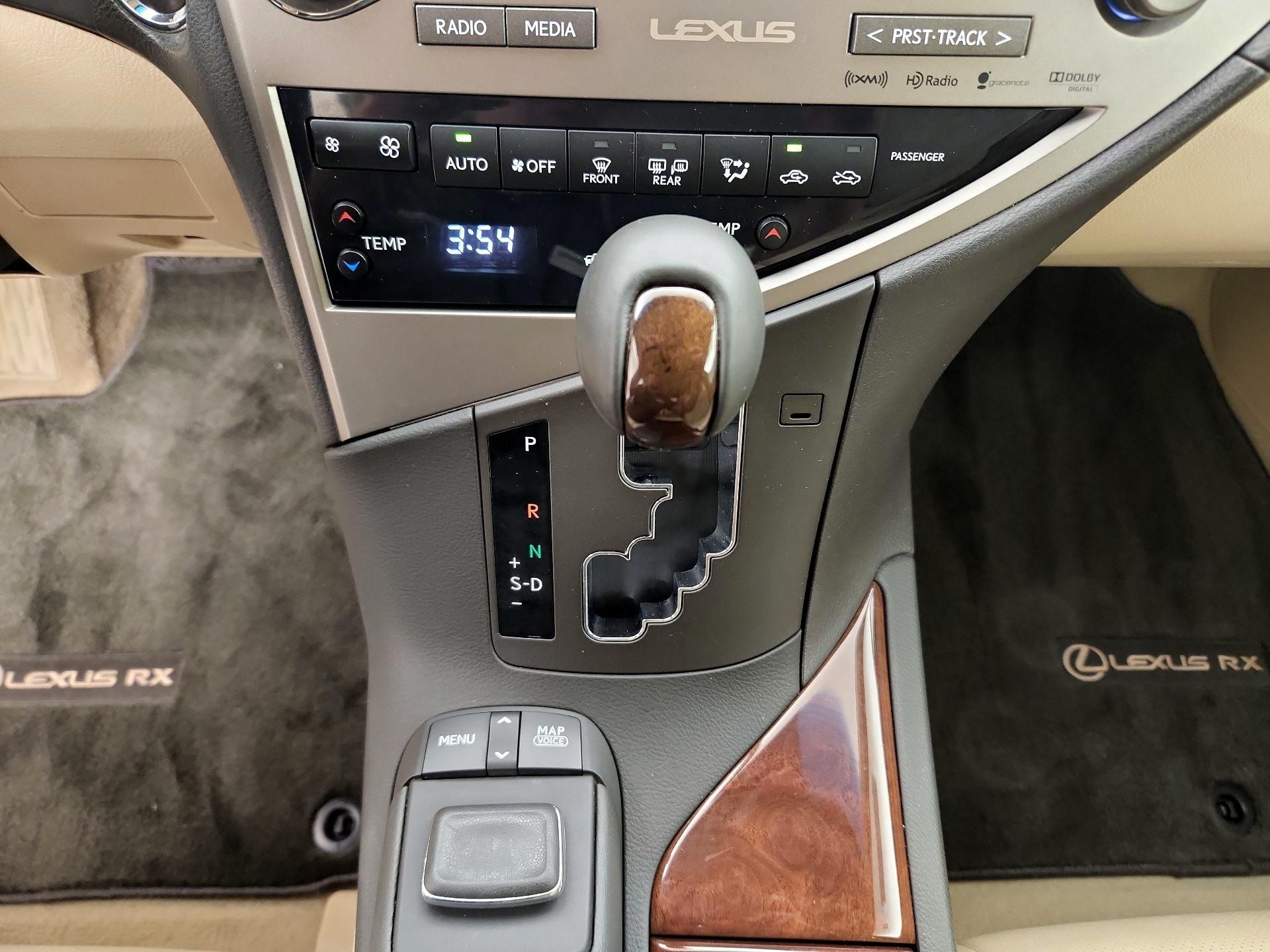 Thumbnail: 2015 Lexus RX - 18
