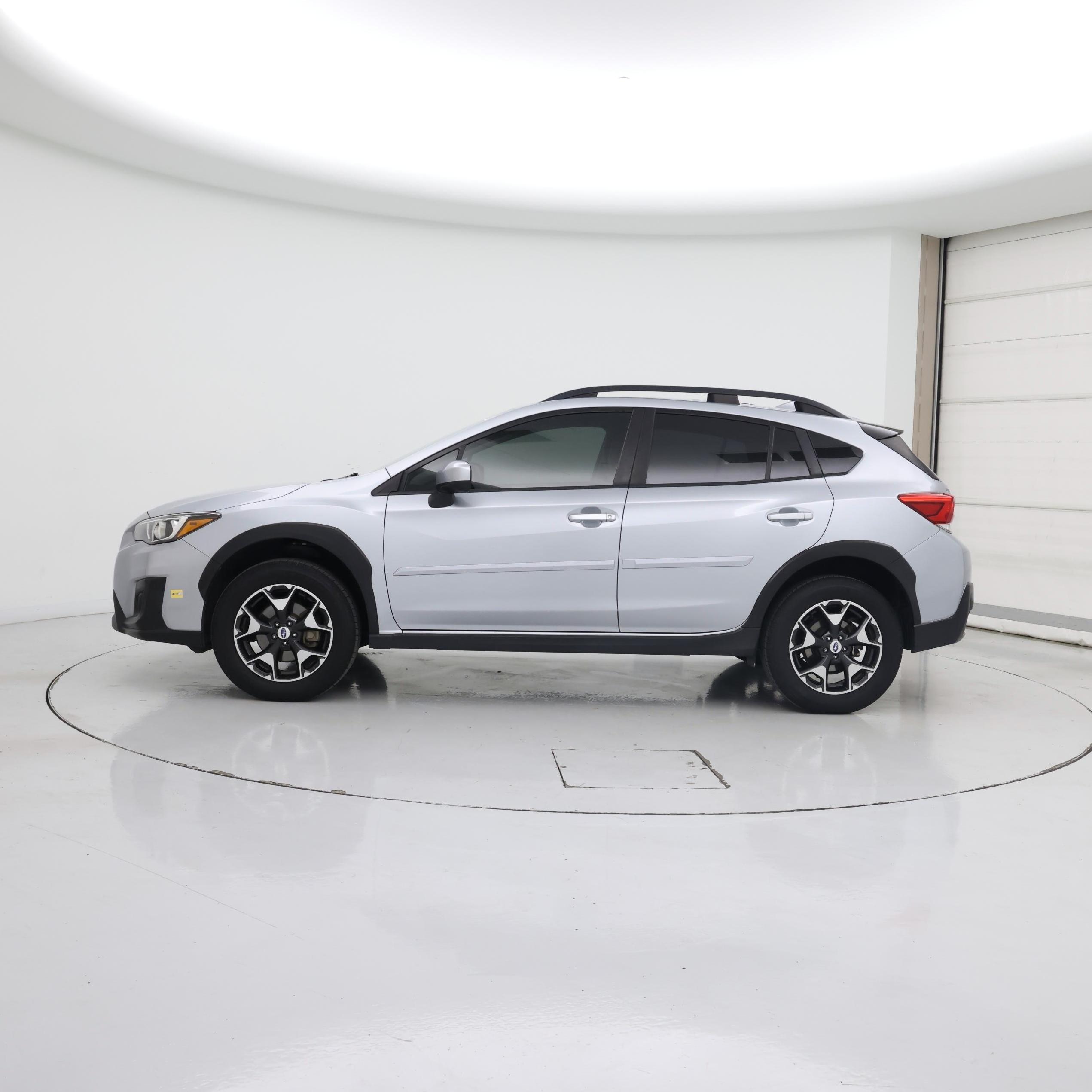 Thumbnail: 2018 Subaru Crosstrek - 3