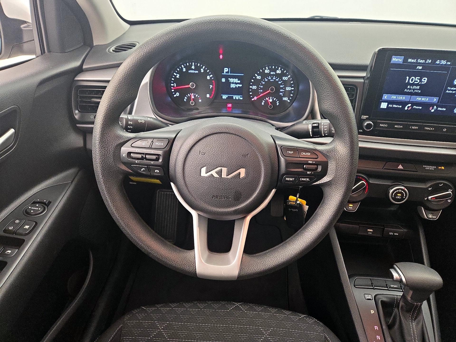 Thumbnail: 2023 Kia Rio - 10