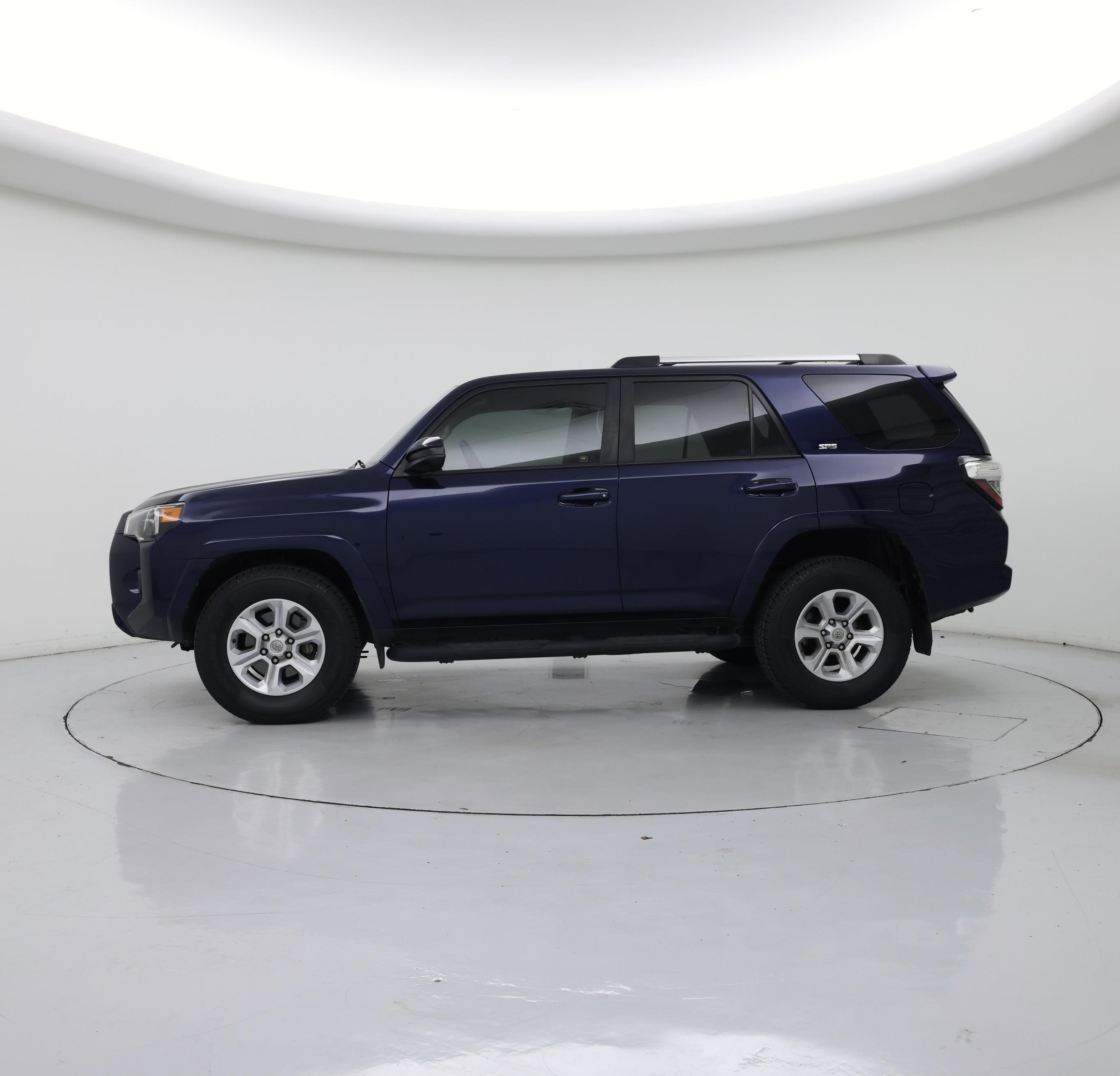Thumbnail: 2020 Toyota 4Runner - 3