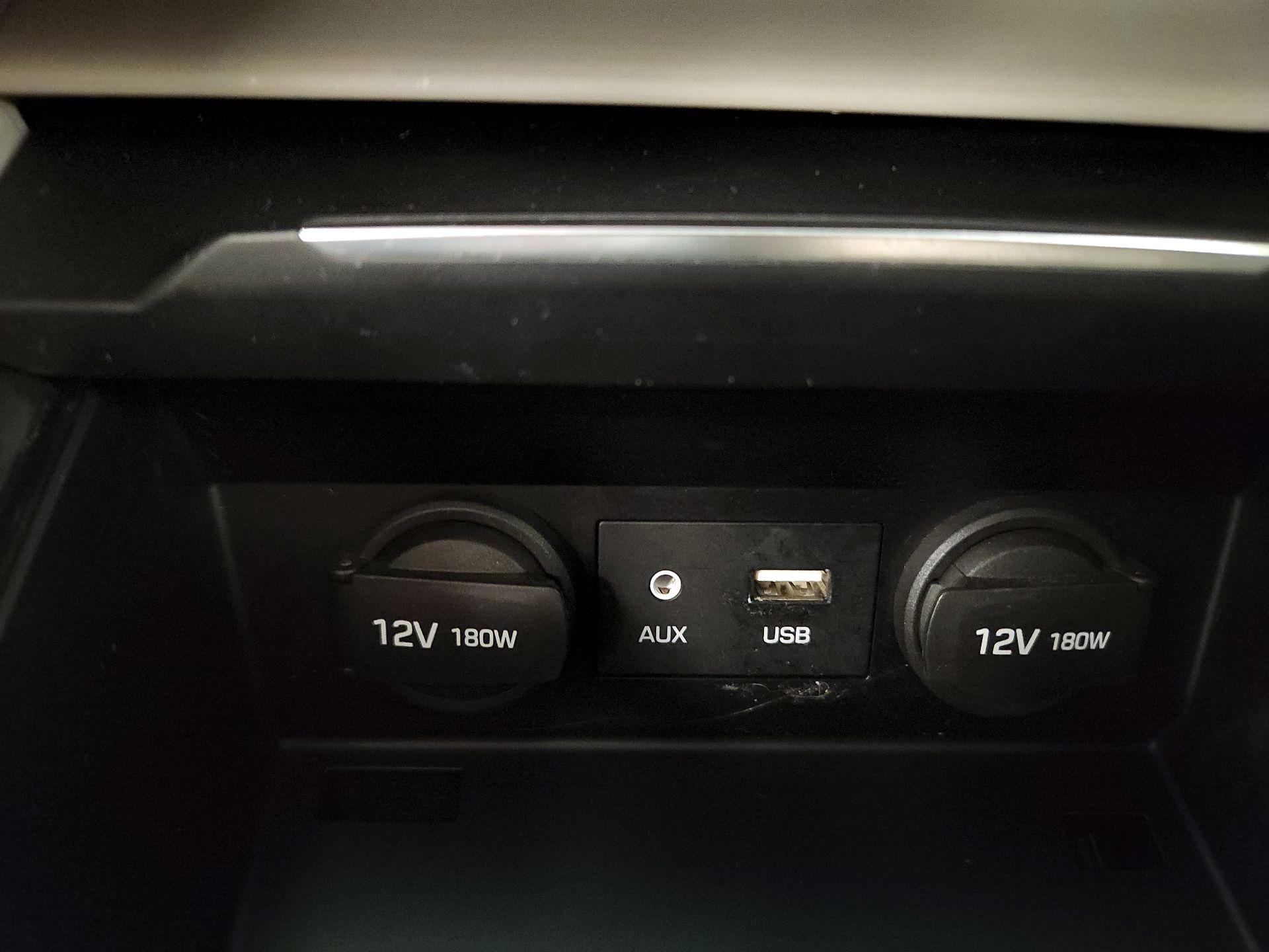 Thumbnail: 2017 Hyundai Elantra - 18