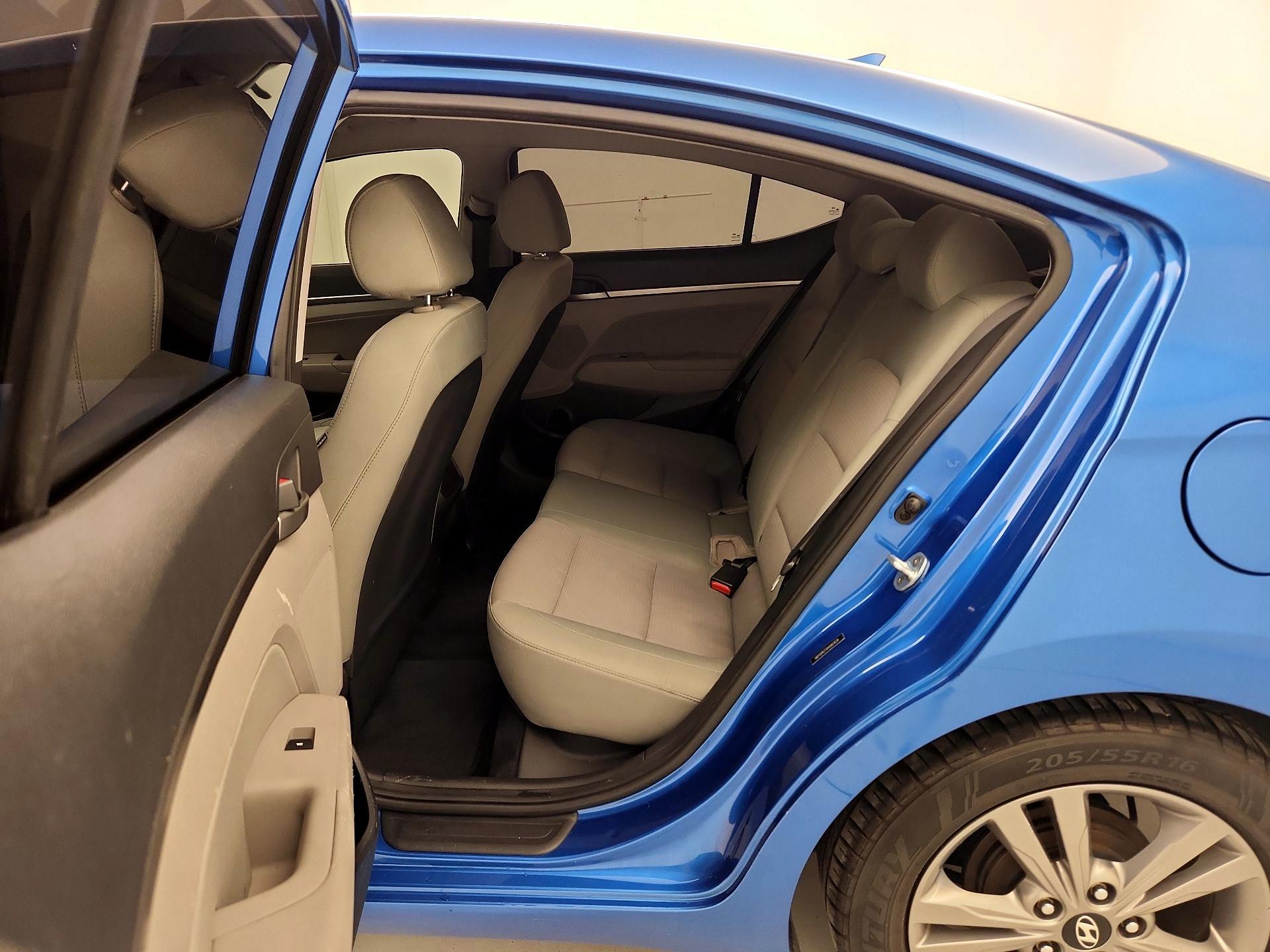 Thumbnail: 2017 Hyundai Elantra - 19