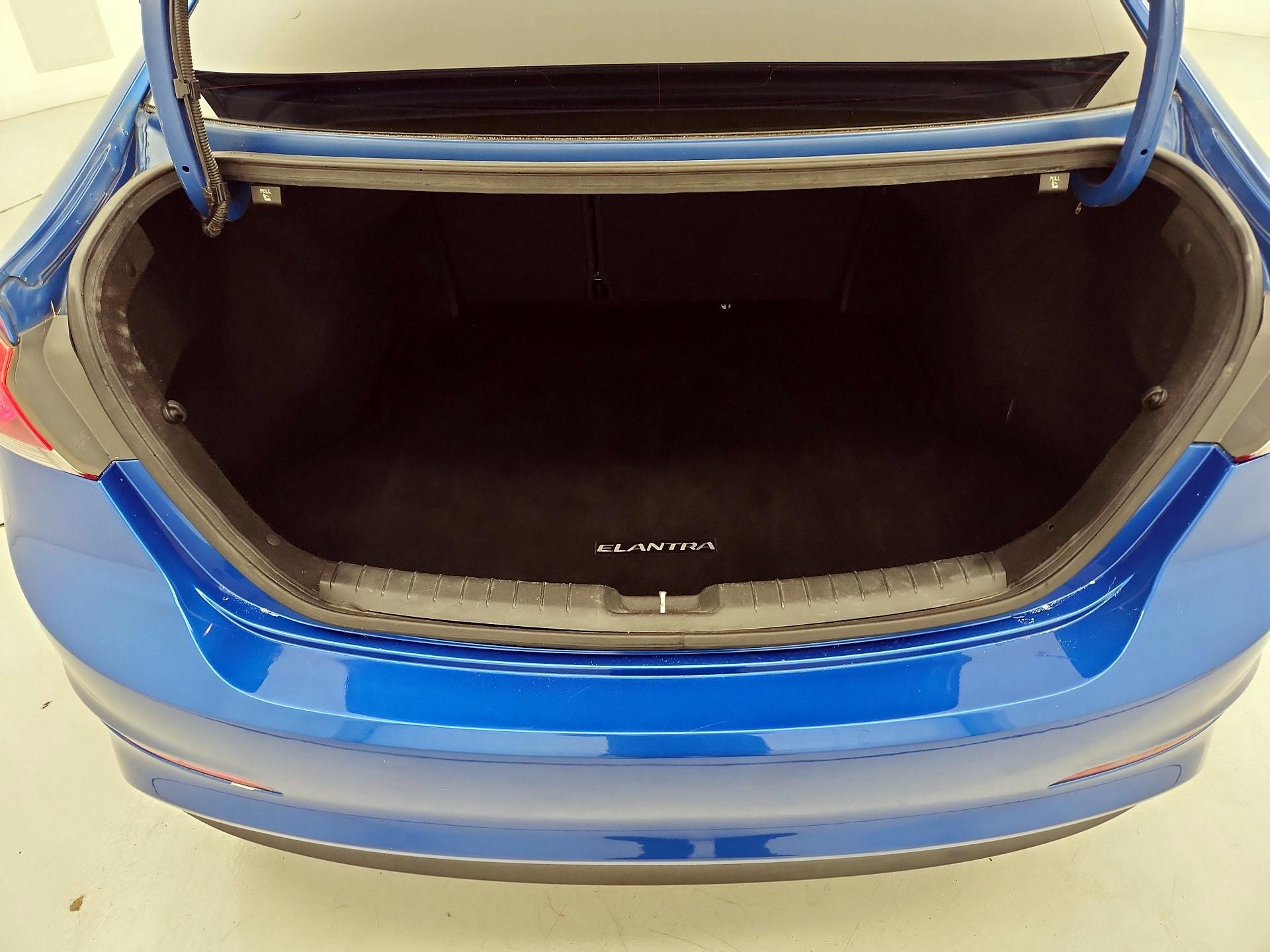 Thumbnail: 2017 Hyundai Elantra - 20