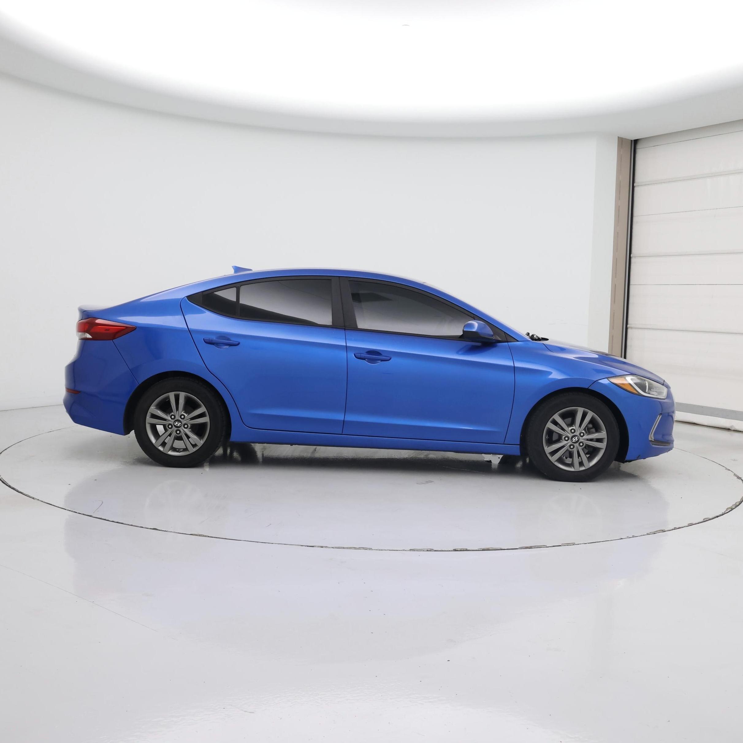 Thumbnail: 2017 Hyundai Elantra - 7