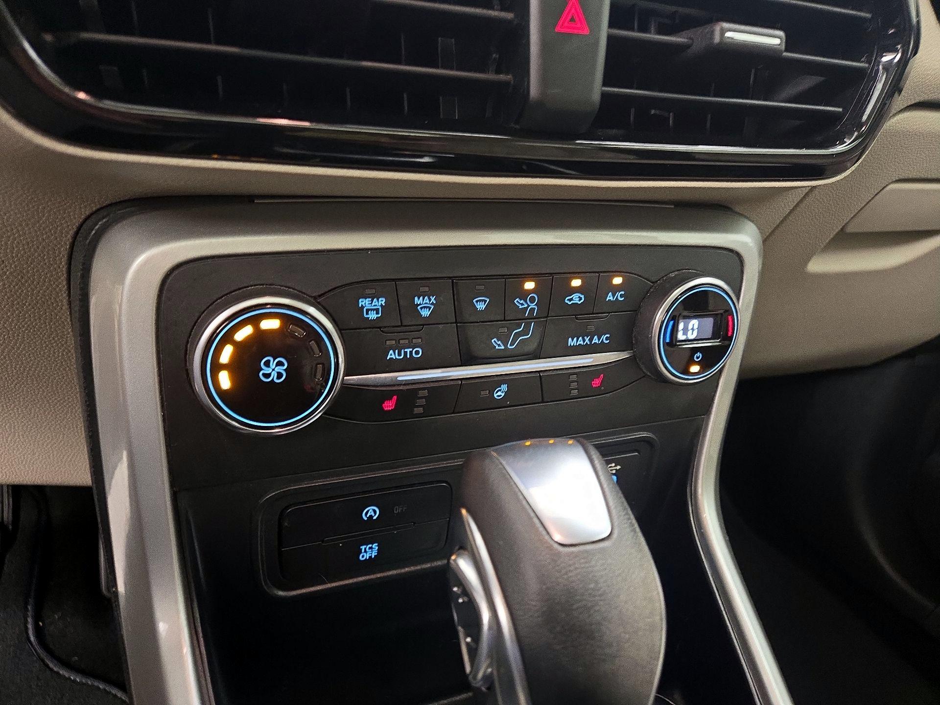 Thumbnail: 2020 Ford EcoSport - 16