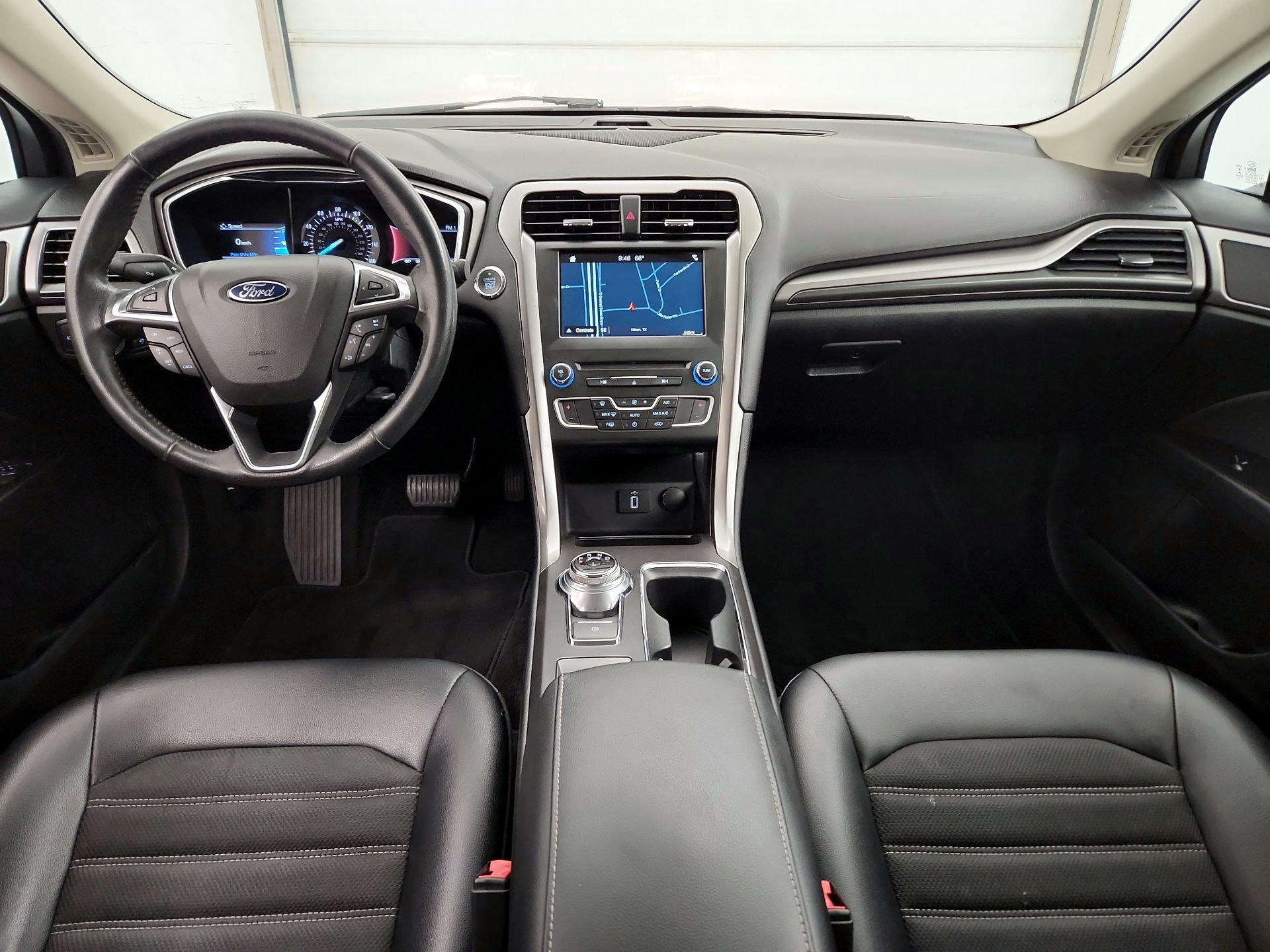 Thumbnail: 2017 Ford Fusion - 9