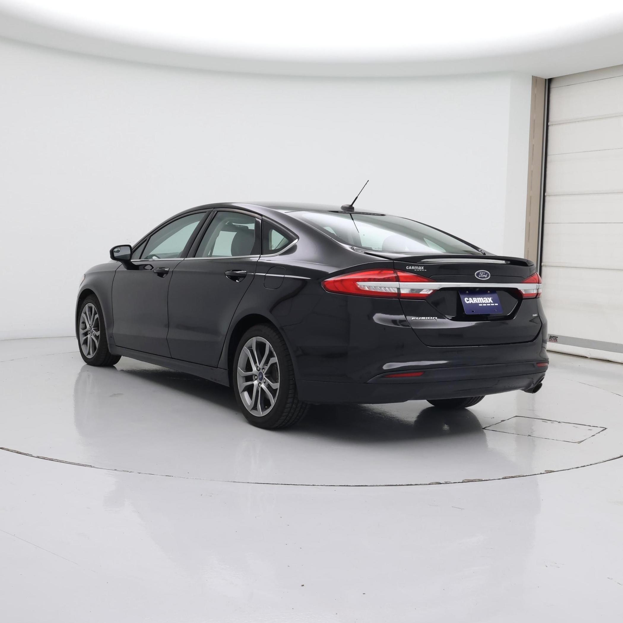 Thumbnail: 2017 Ford Fusion - 2