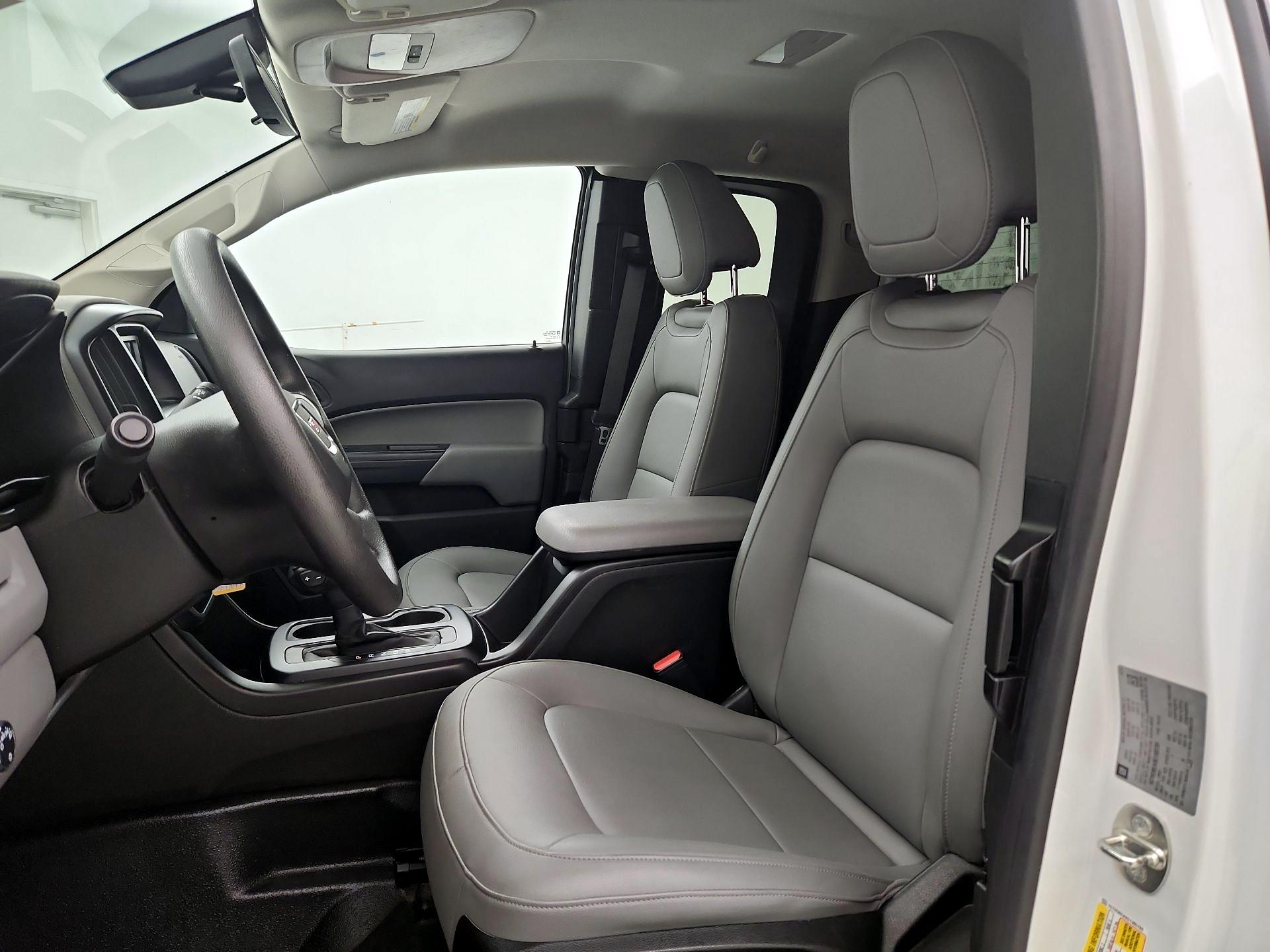Thumbnail: 2016 GMC Canyon - 11
