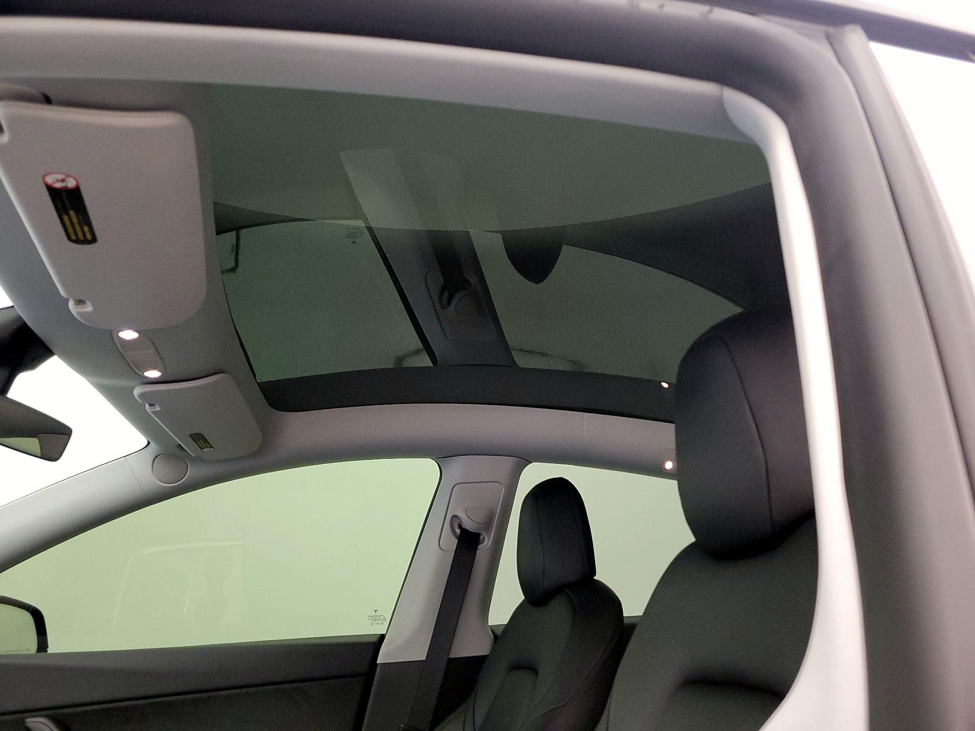Thumbnail: 2021 Tesla Model Y - 18
