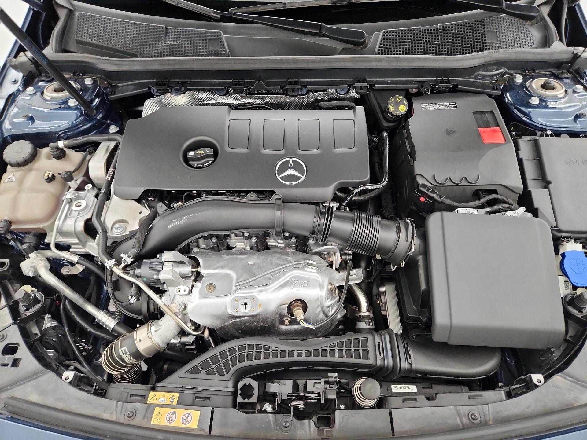 Thumbnail: 2020 Mercedes-Benz CLA - 20