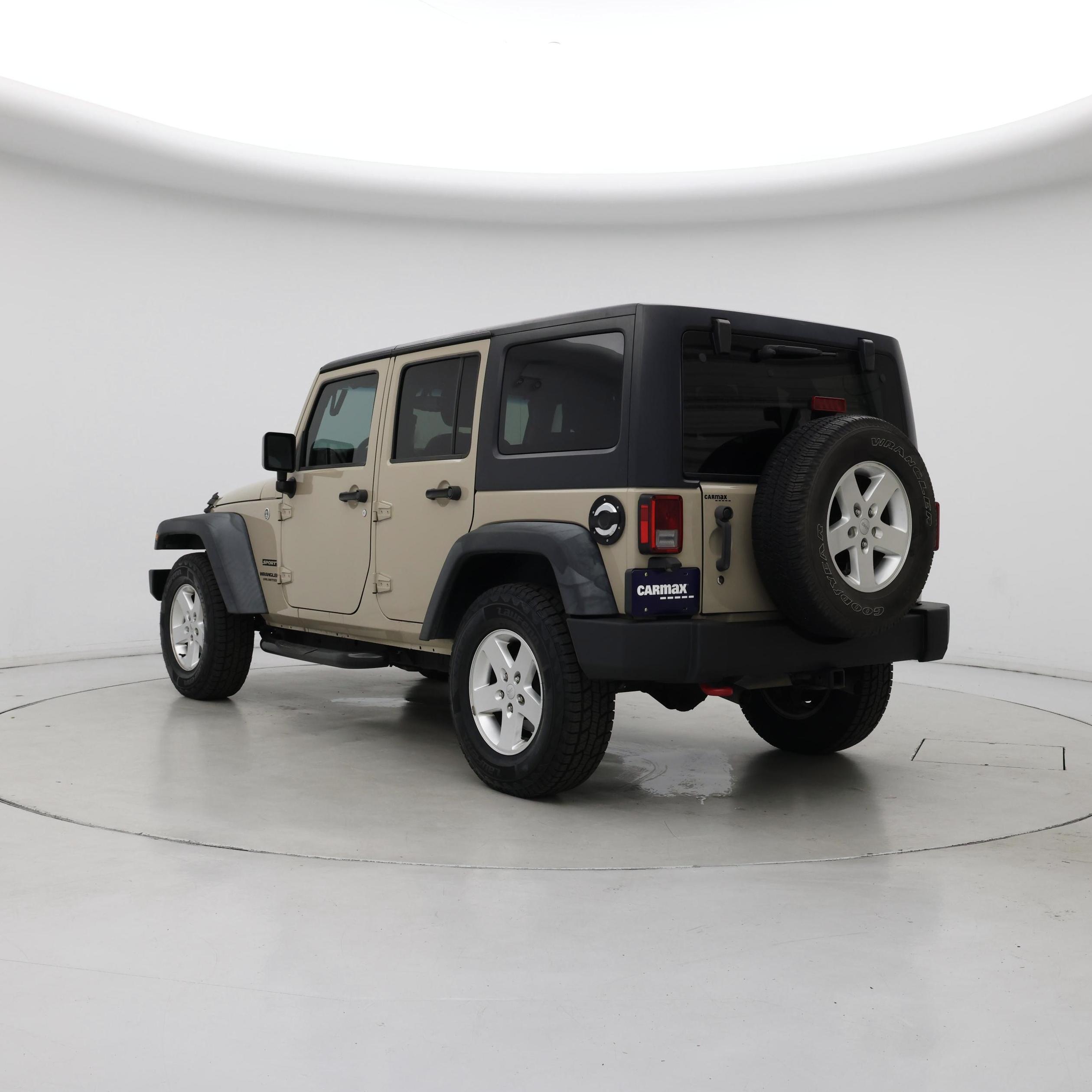 Thumbnail: 2016 Jeep Wrangler - 2