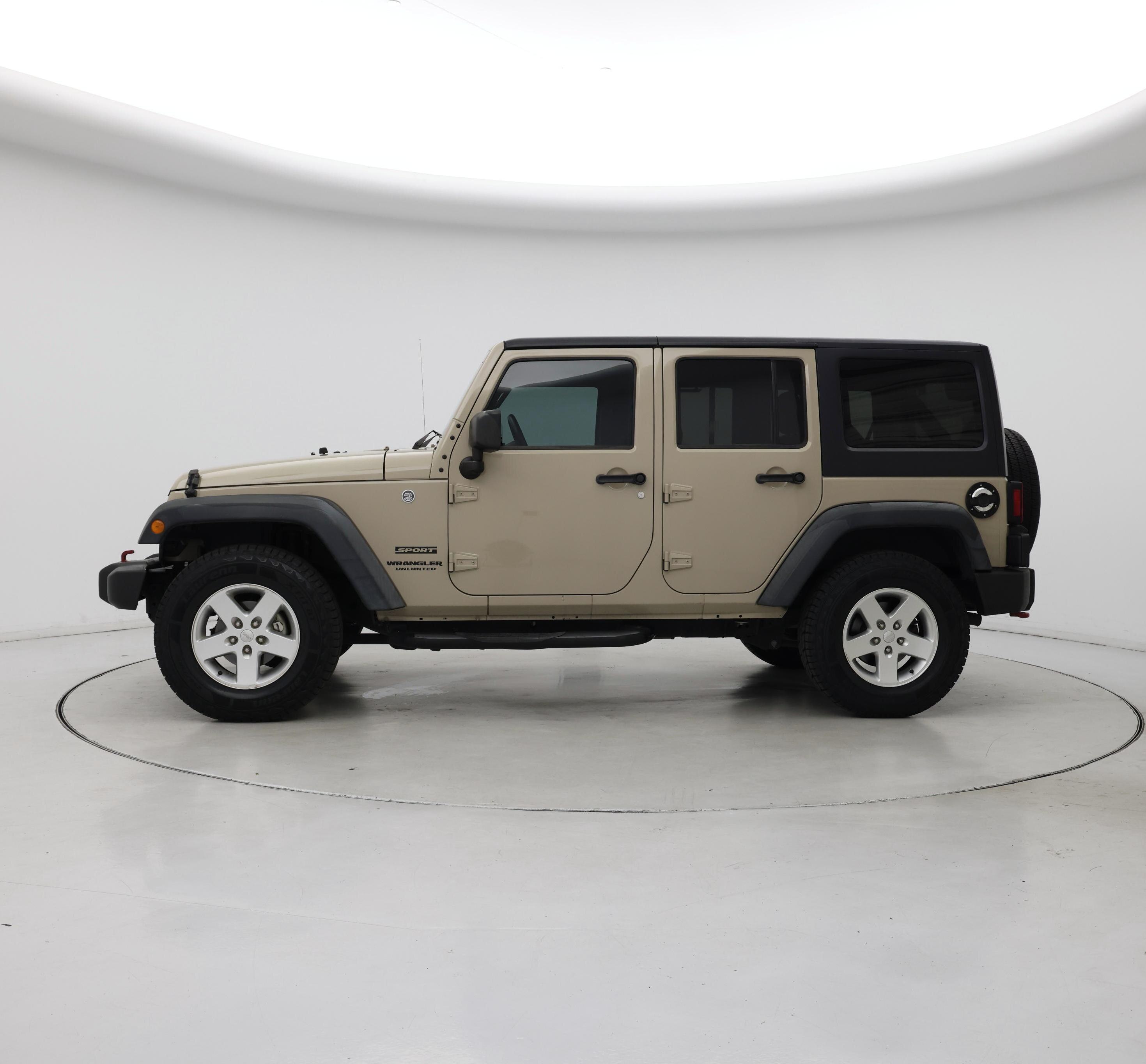 Thumbnail: 2016 Jeep Wrangler - 3