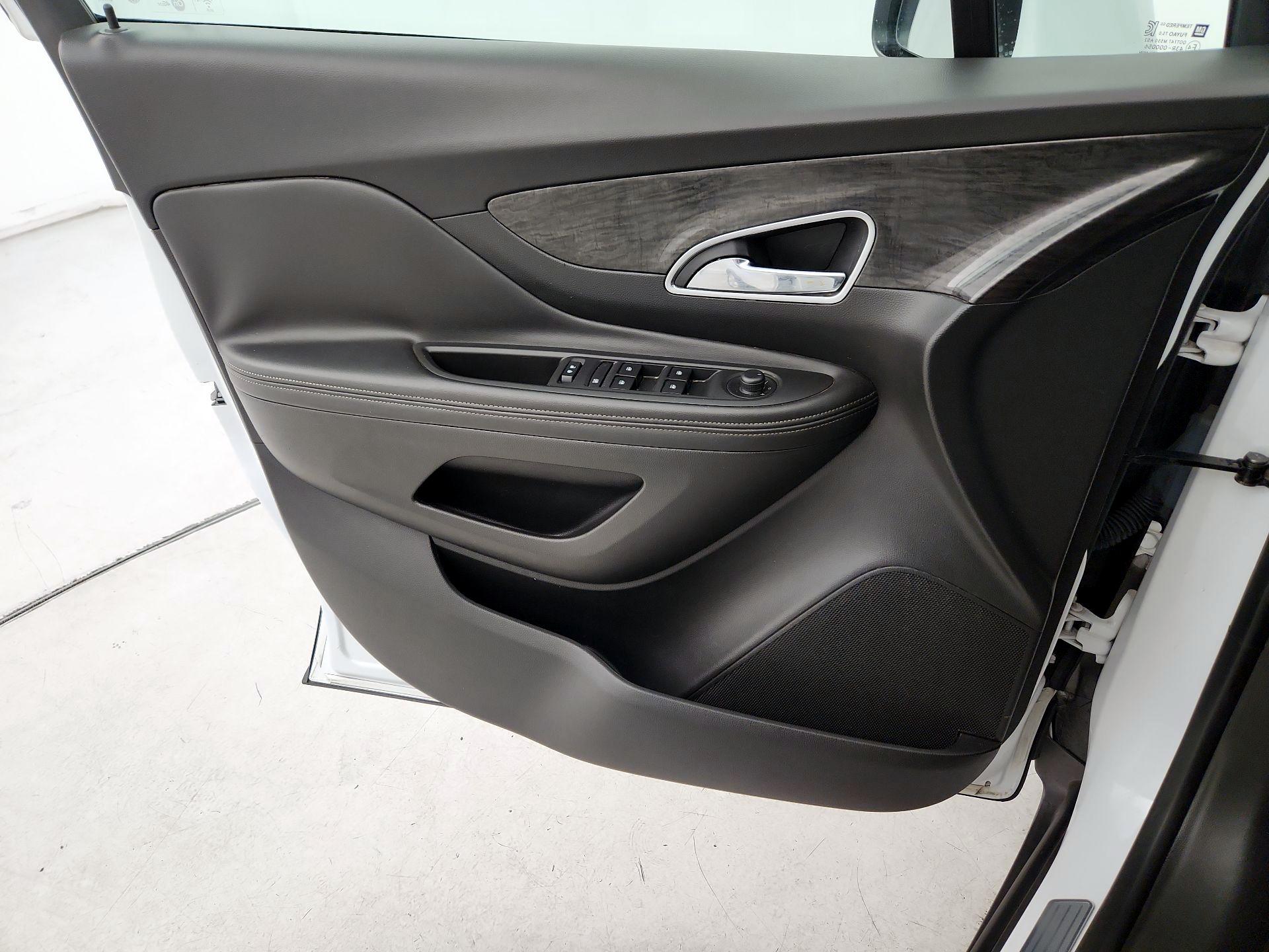 Thumbnail: 2016 Buick Encore - 12