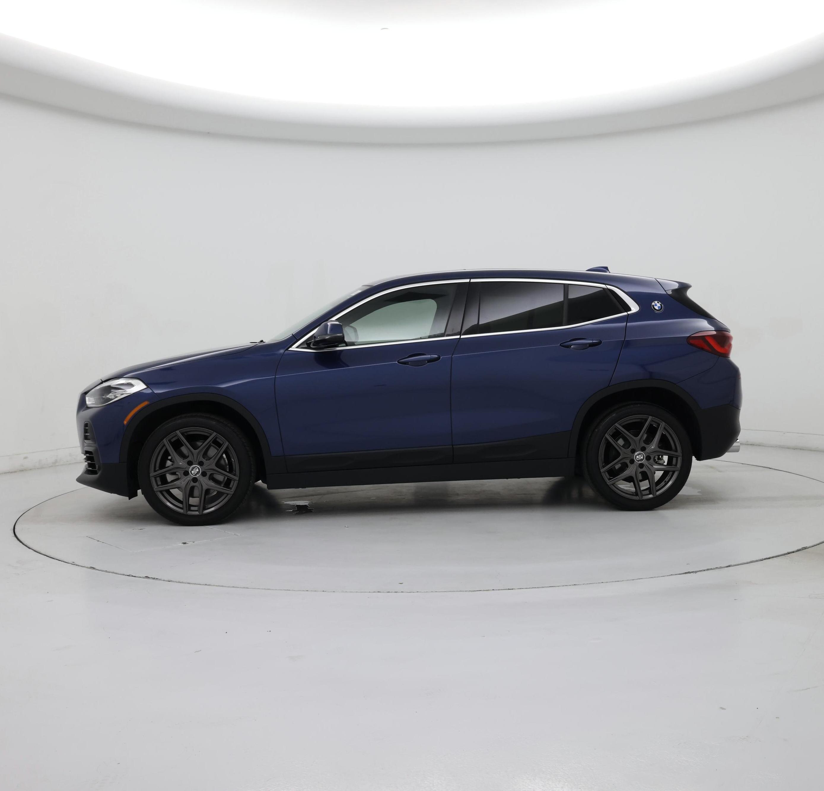 Thumbnail: 2021 BMW X2 - 3