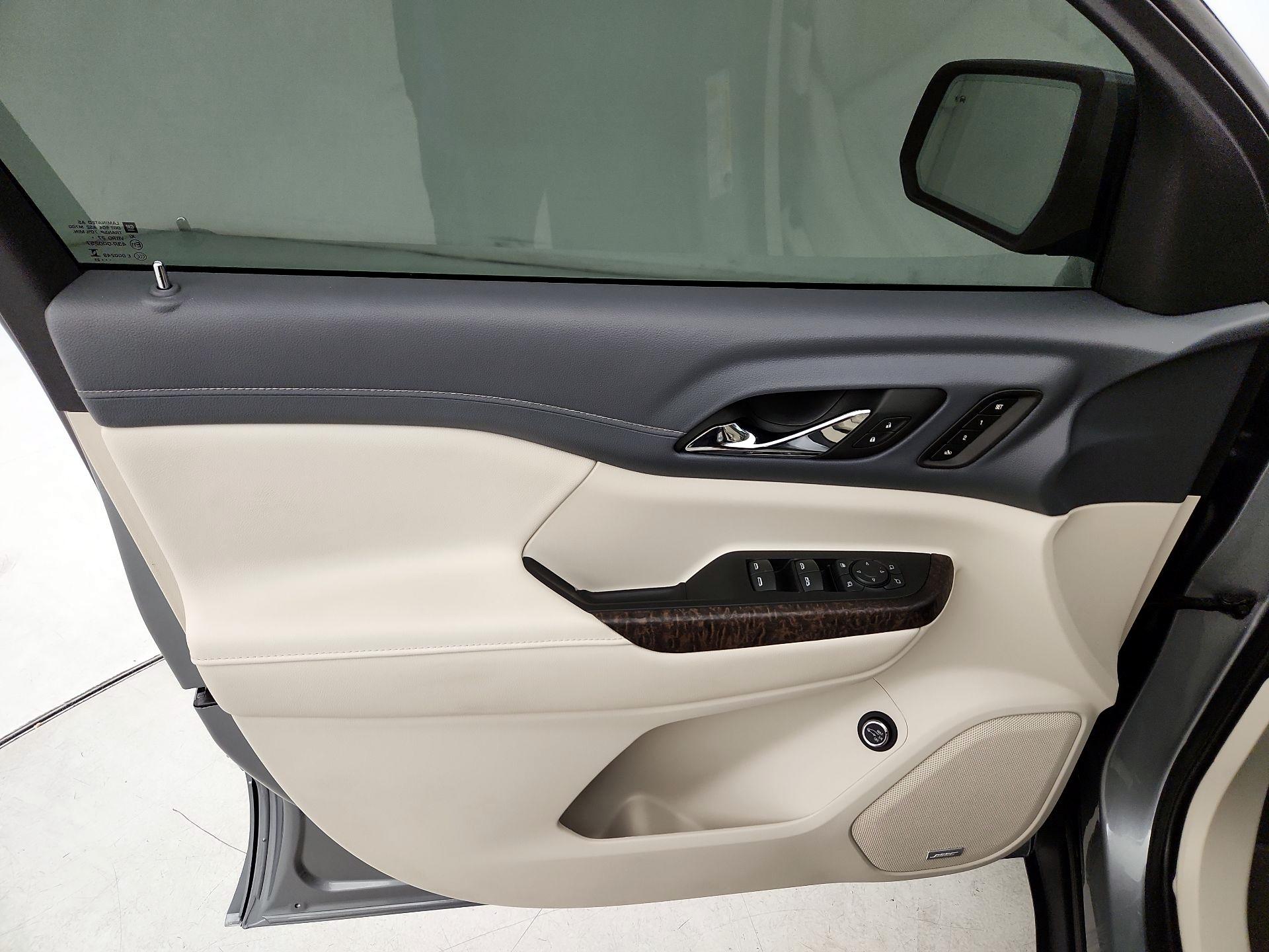 Thumbnail: 2023 GMC Acadia - 12