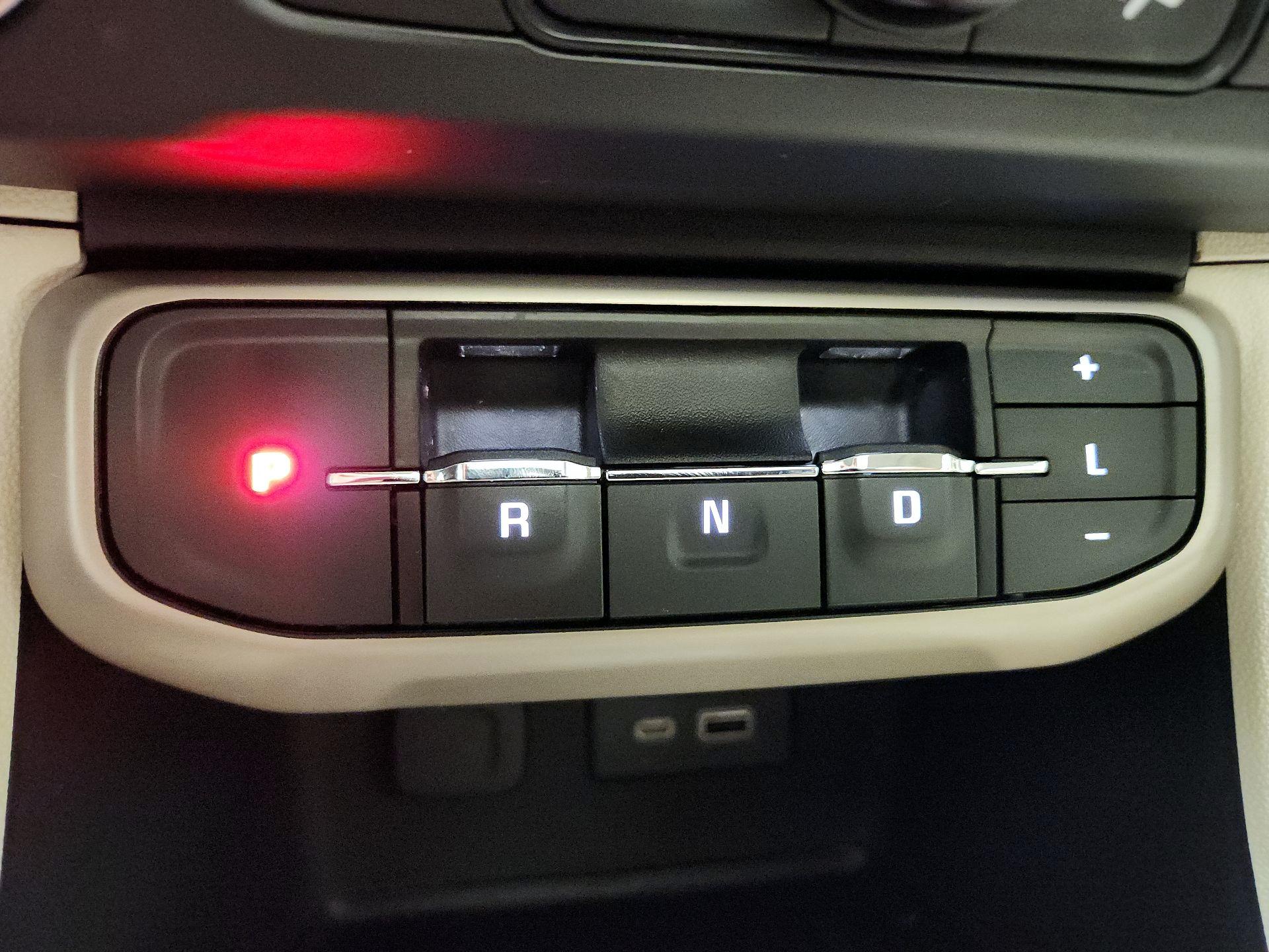 Thumbnail: 2023 GMC Acadia - 17