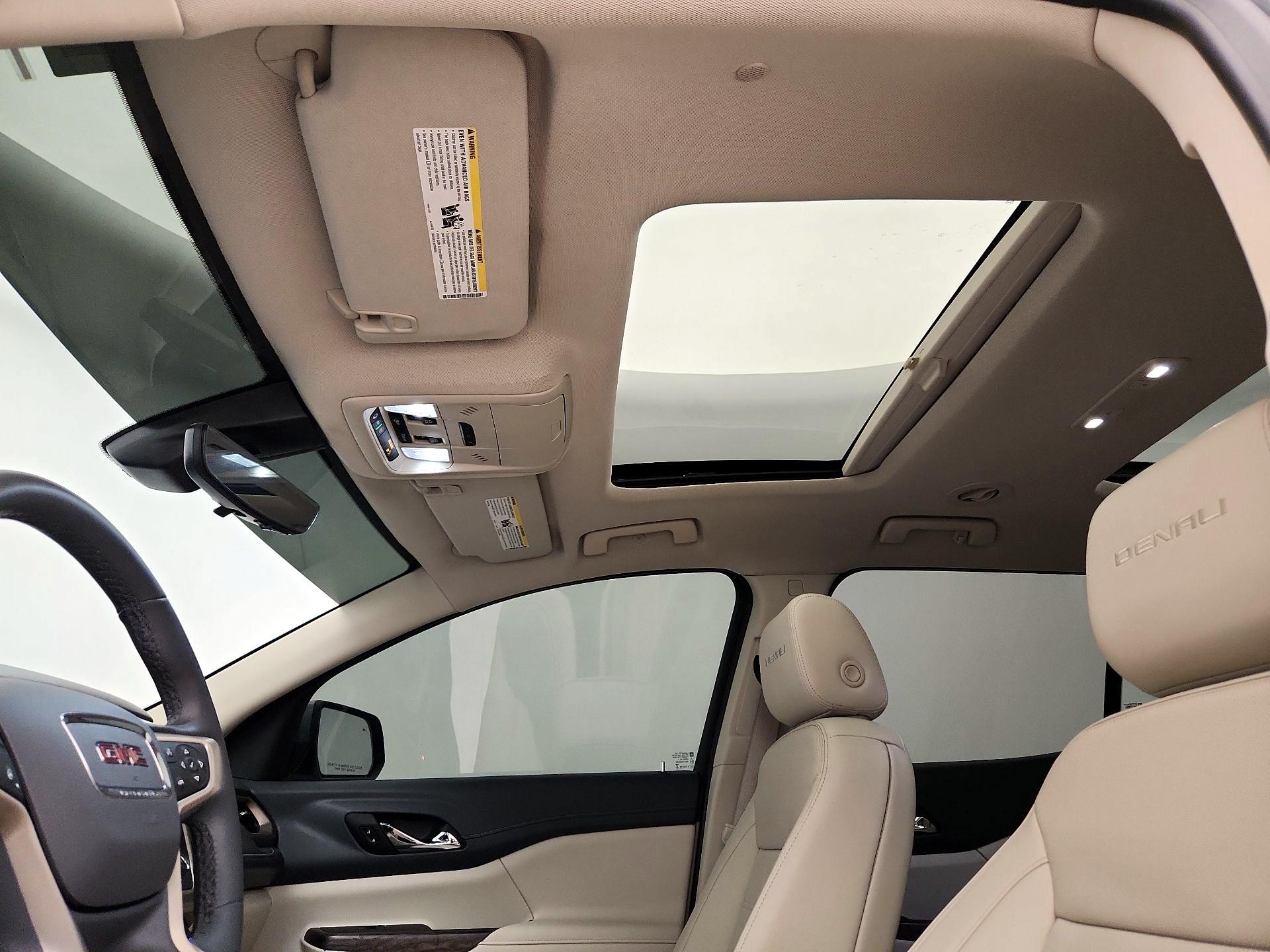Thumbnail: 2023 GMC Acadia - 19