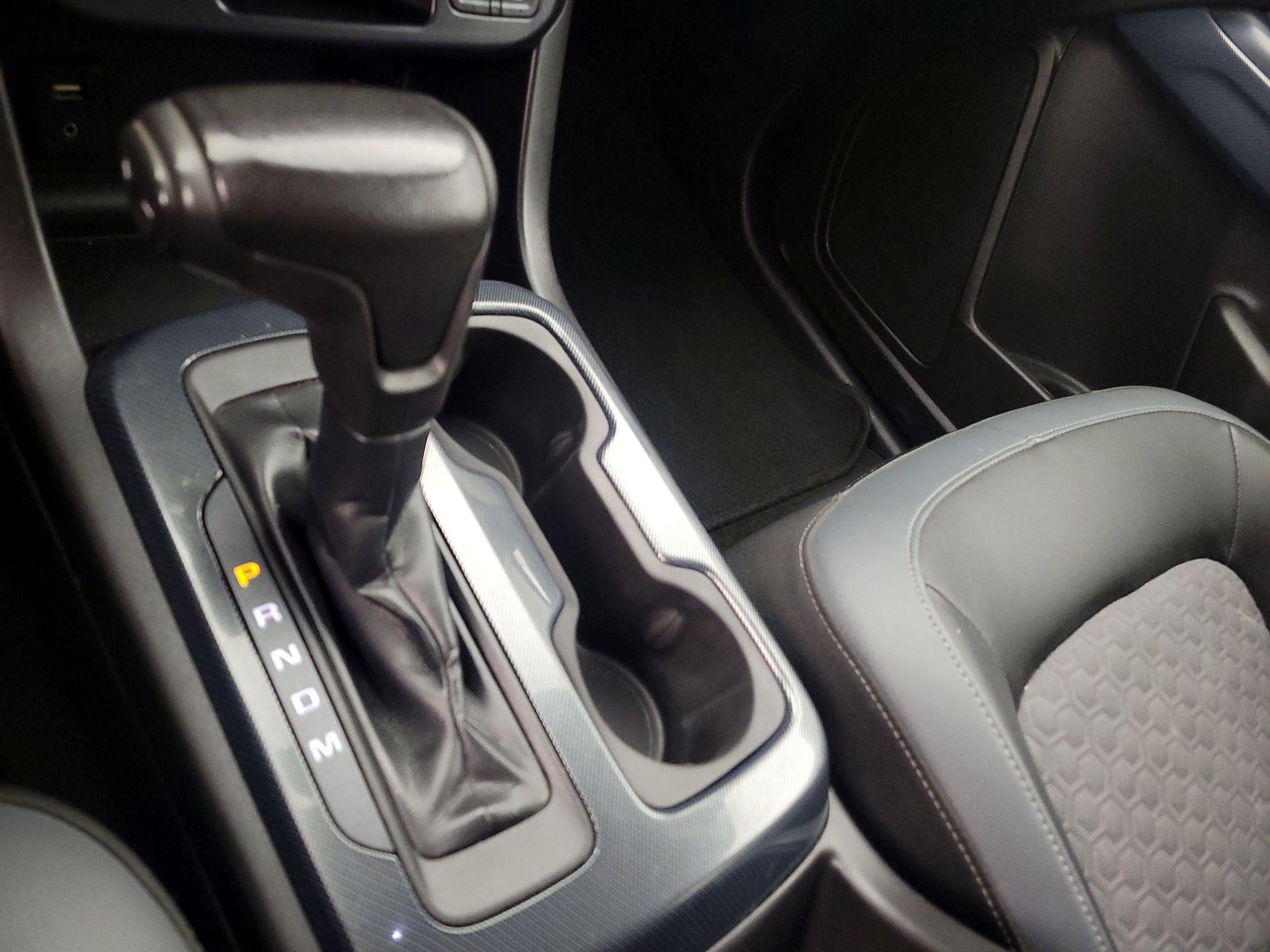 Thumbnail: 2015 Chevrolet Colorado - 18
