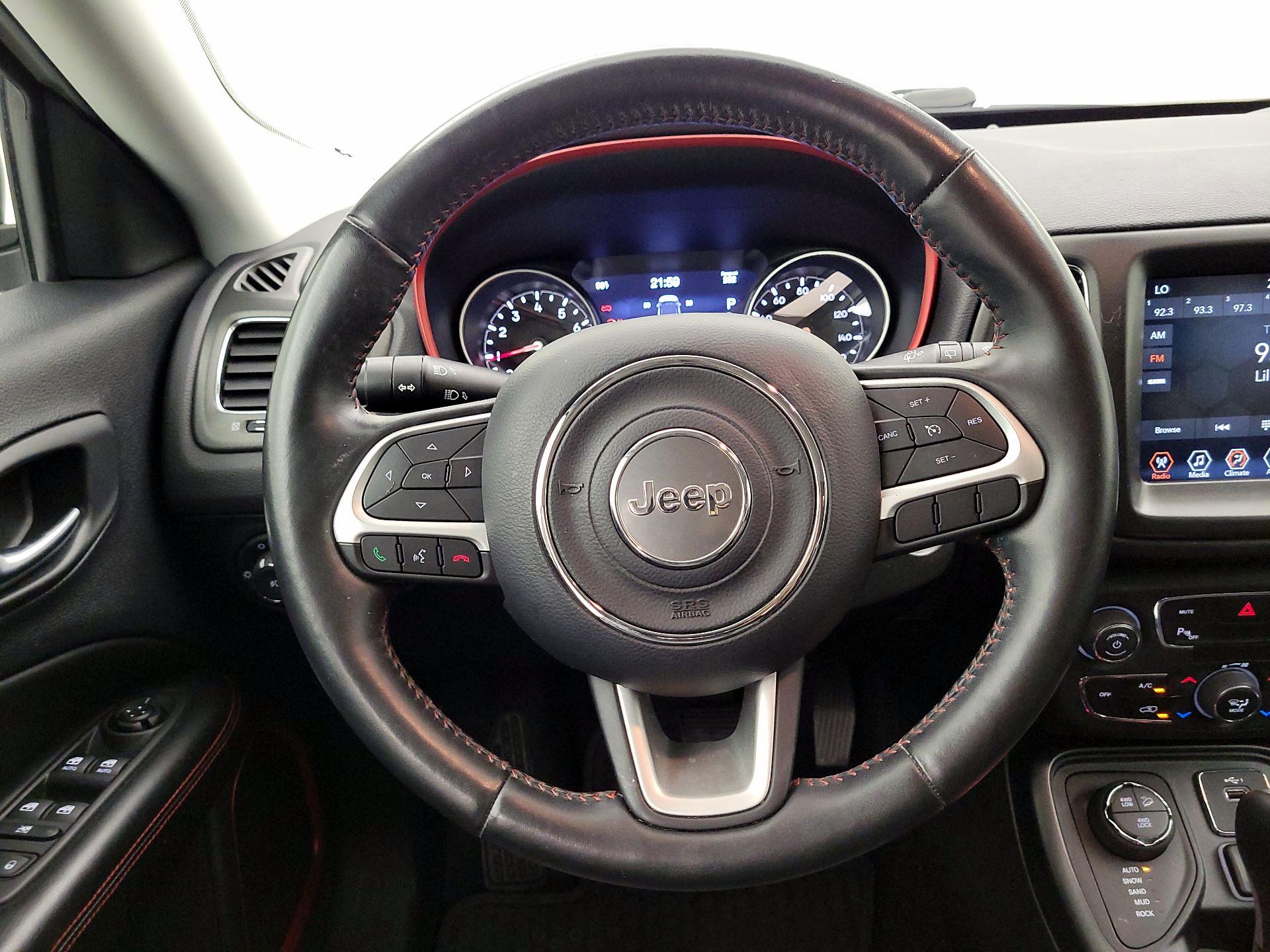 Thumbnail: 2019 Jeep Compass - 10