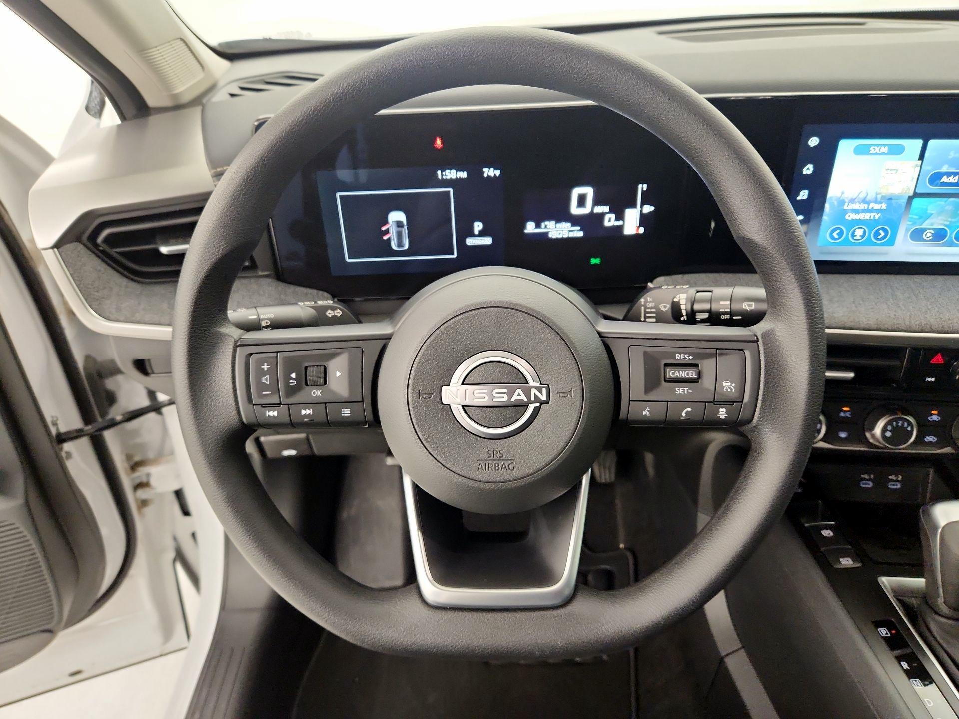 Thumbnail: 2025 Nissan Kicks - 10