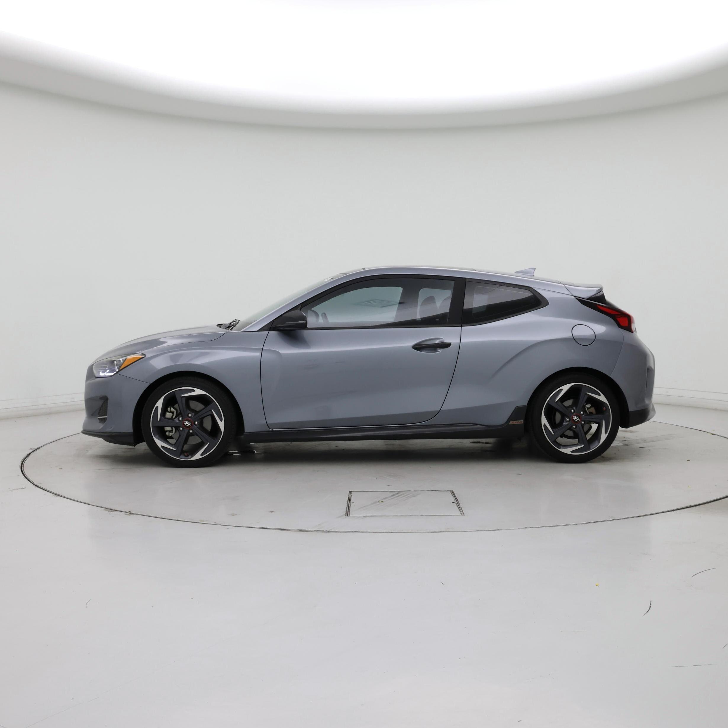 Thumbnail: 2019 Hyundai Veloster - 3