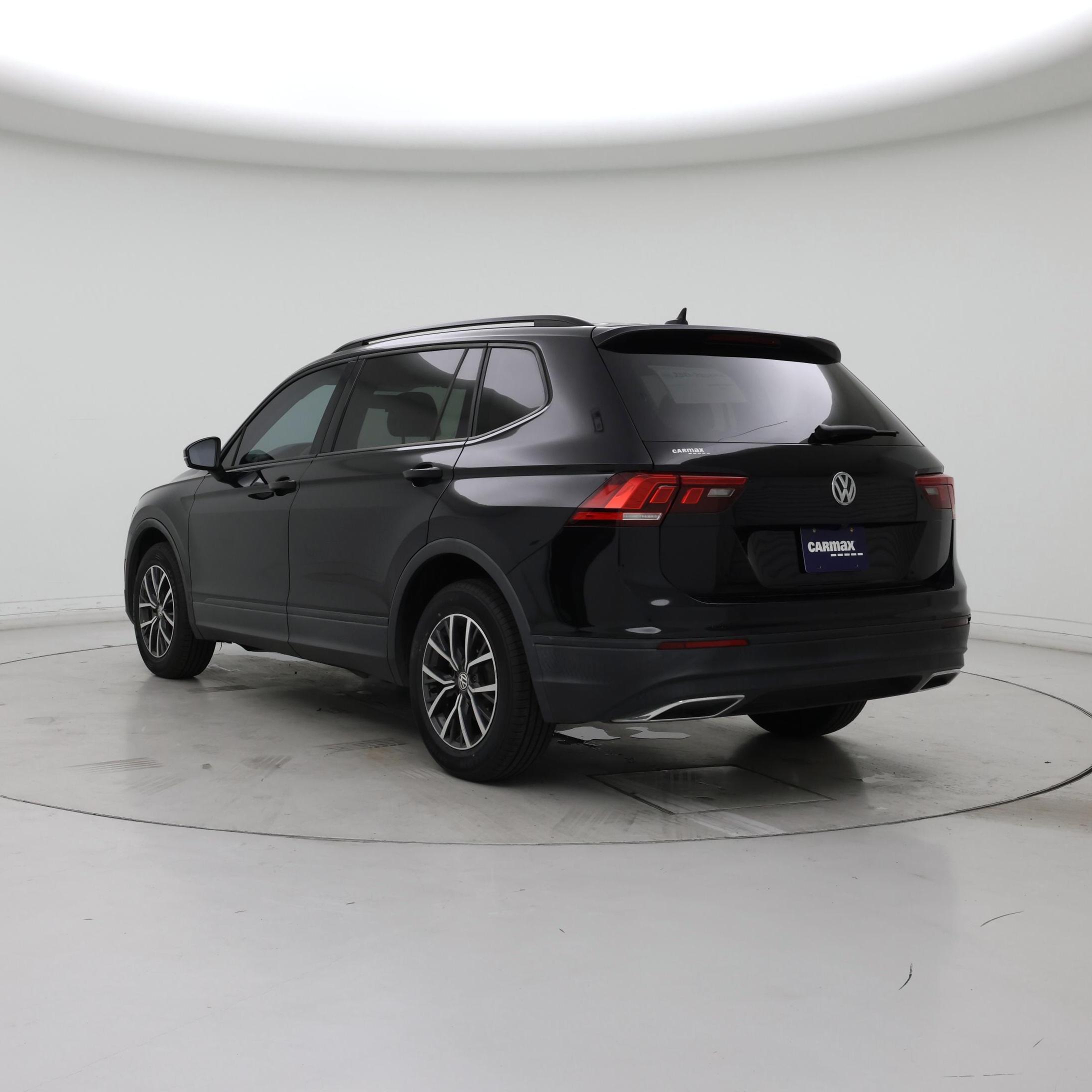 Thumbnail: 2021 Volkswagen Tiguan - 2
