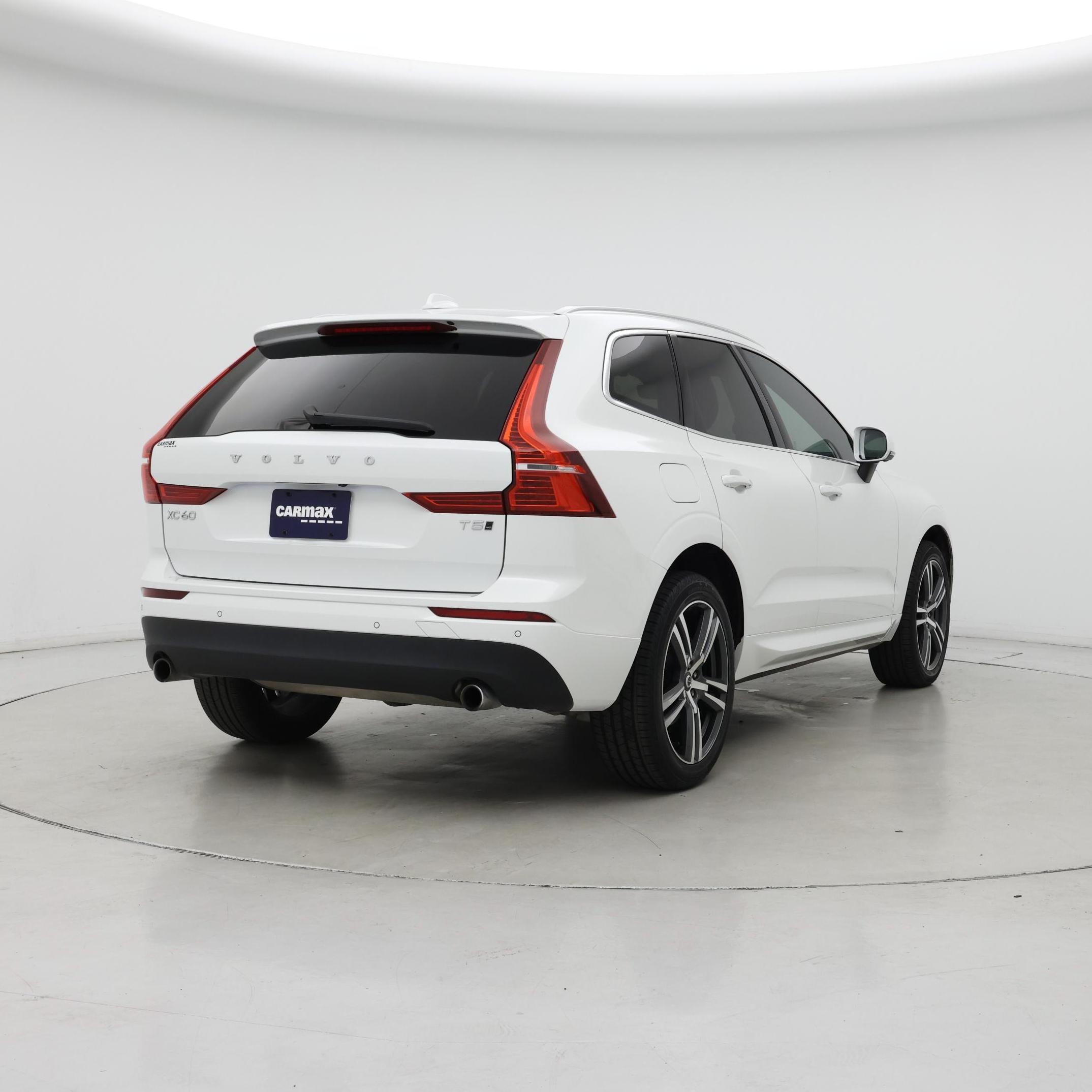 Thumbnail: 2021 Volvo XC60 - 8