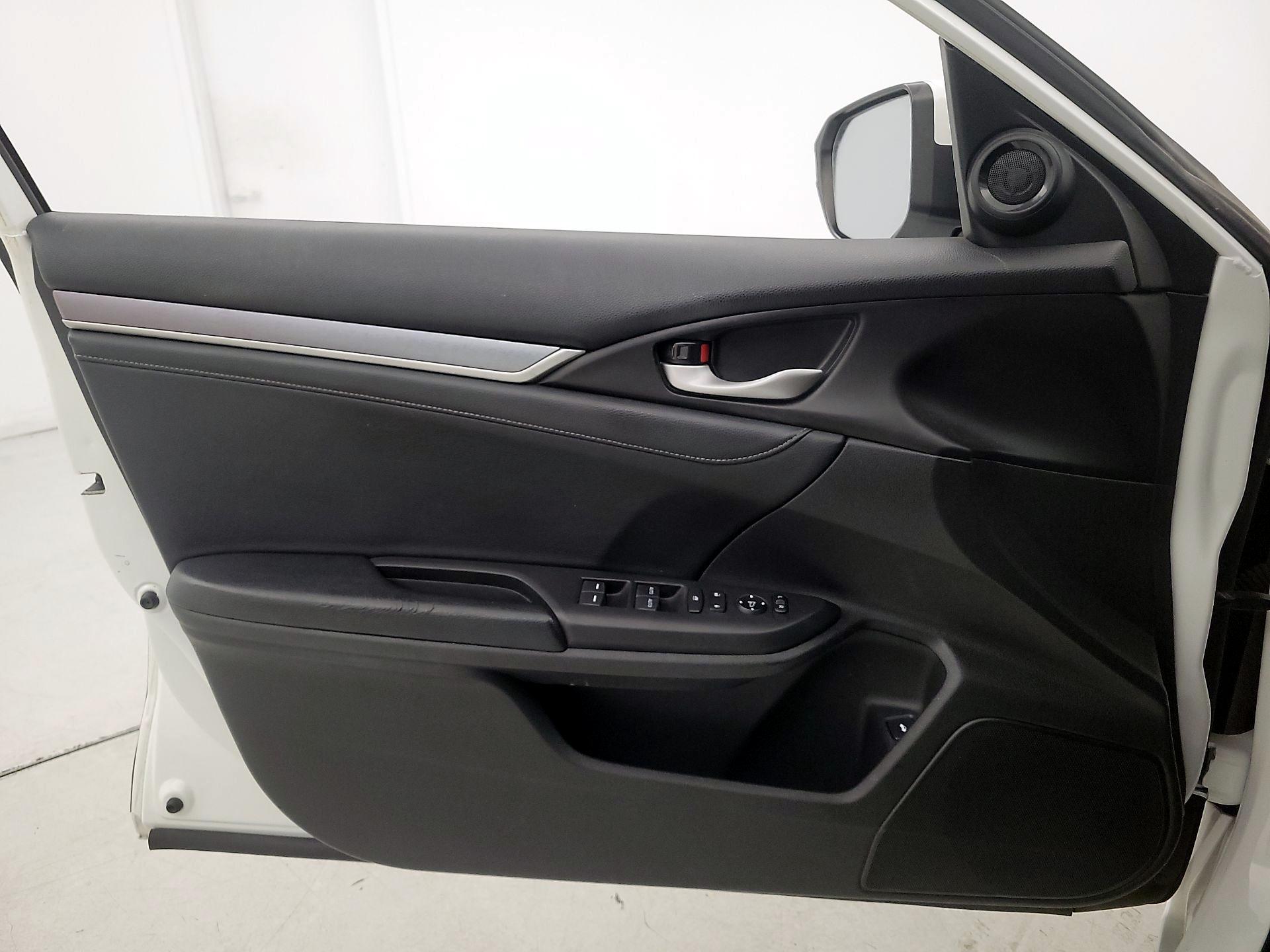 Thumbnail: 2018 Honda Civic - 12