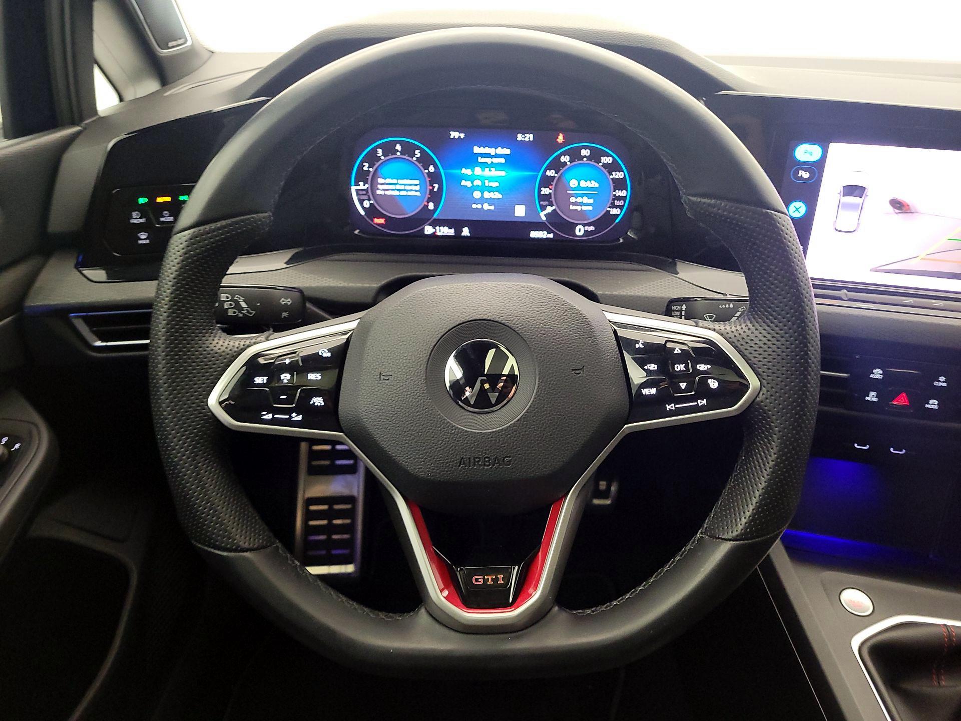 Thumbnail: 2022 Volkswagen Golf - 10