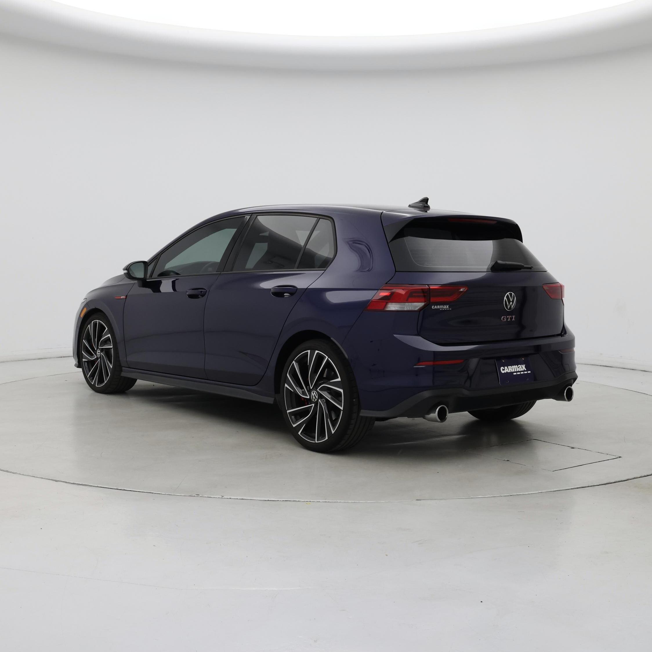Thumbnail: 2022 Volkswagen Golf - 2