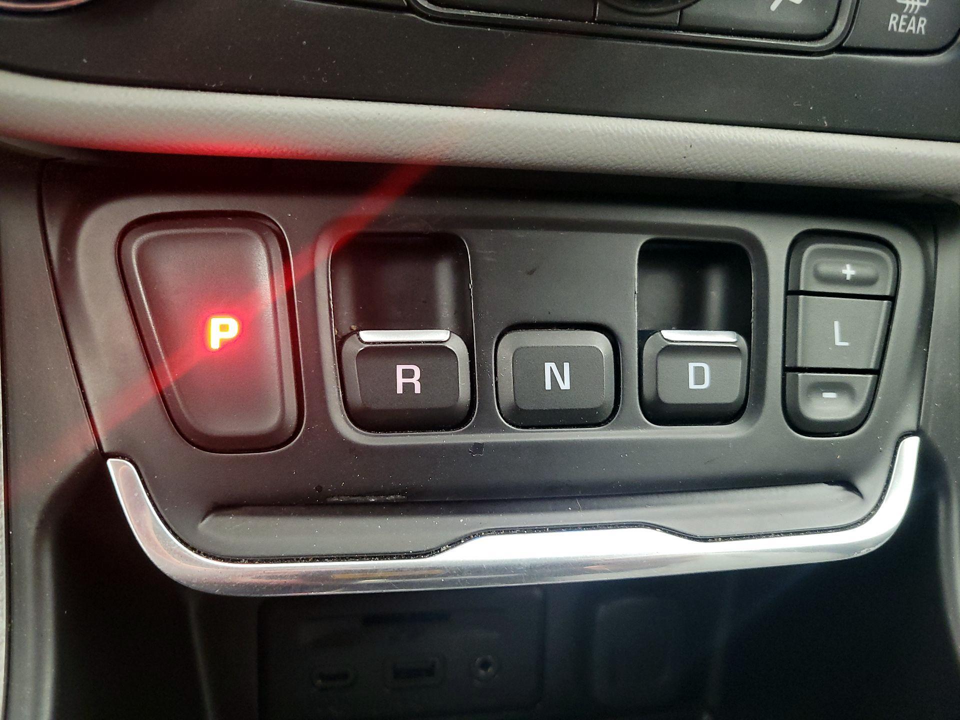 Thumbnail: 2021 GMC Terrain - 17