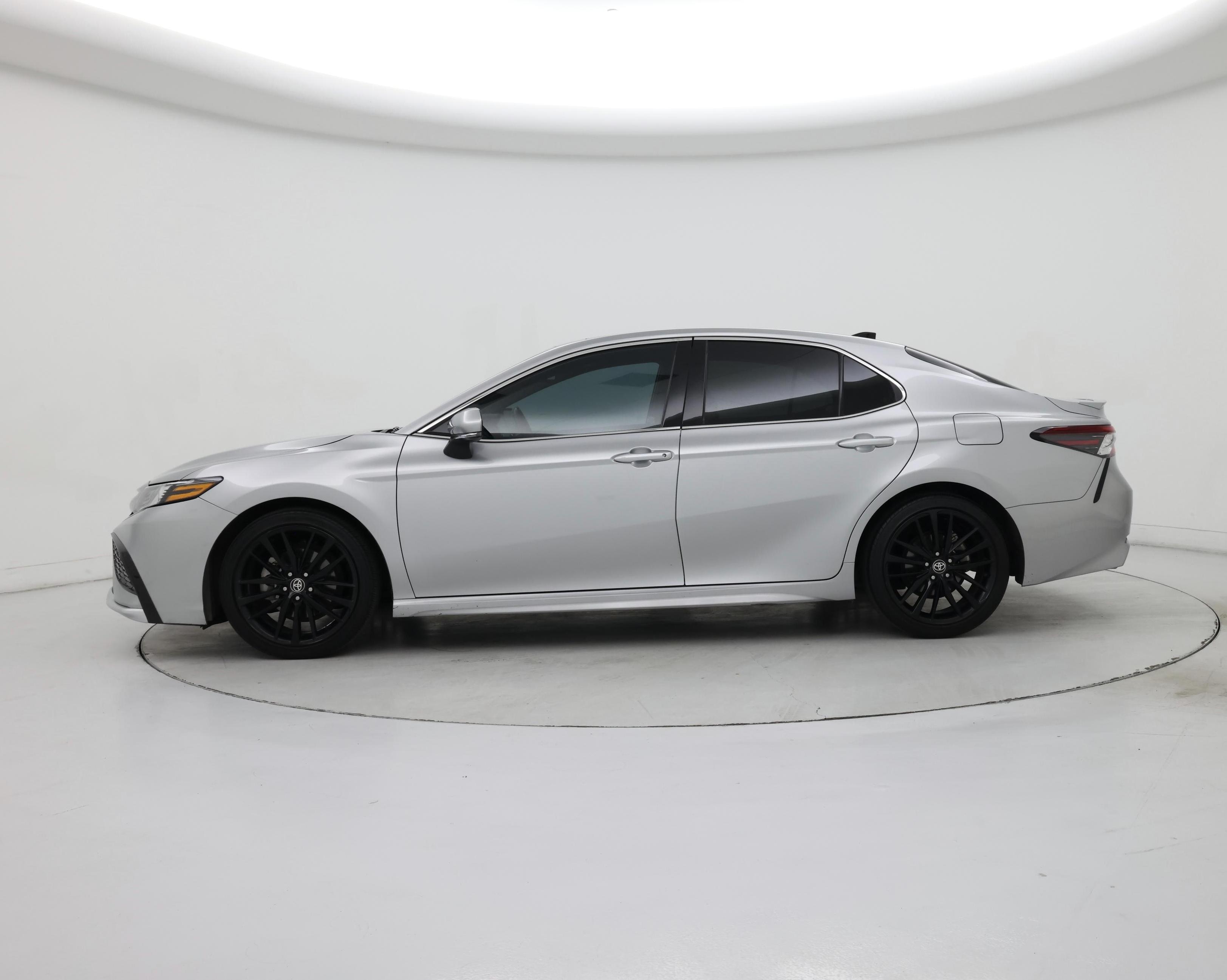 Thumbnail: 2023 Toyota Camry - 3