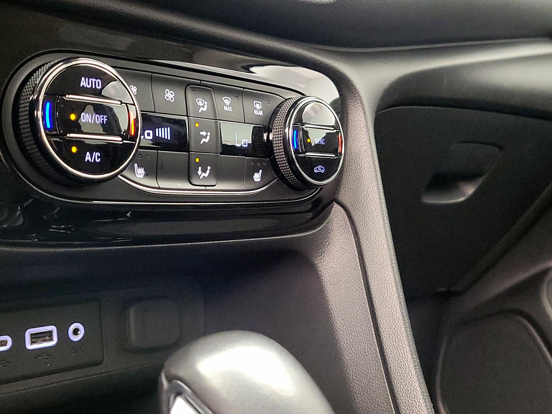 Thumbnail: 2023 Buick Encore GX - 16