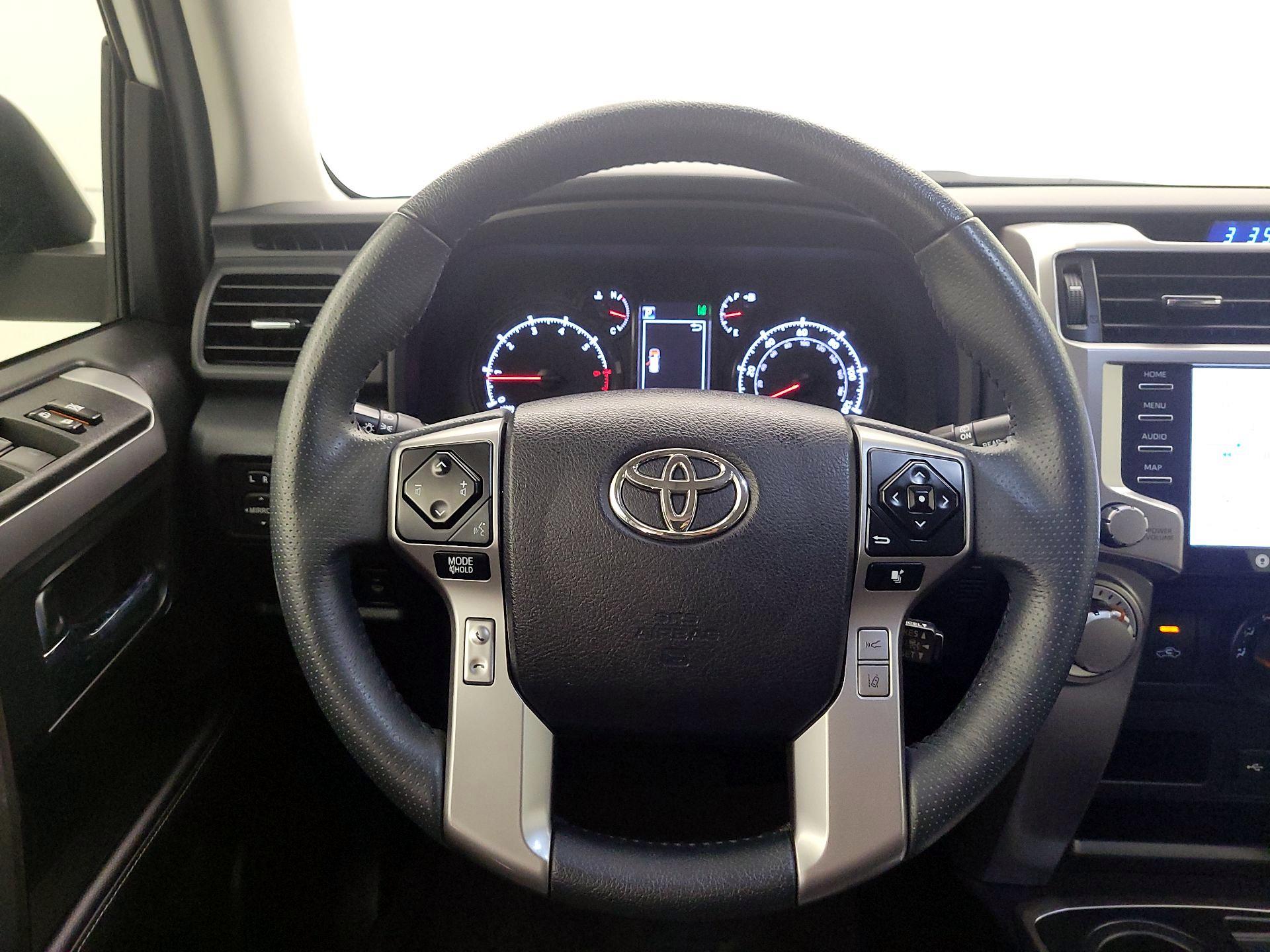 Thumbnail: 2022 Toyota 4Runner - 10