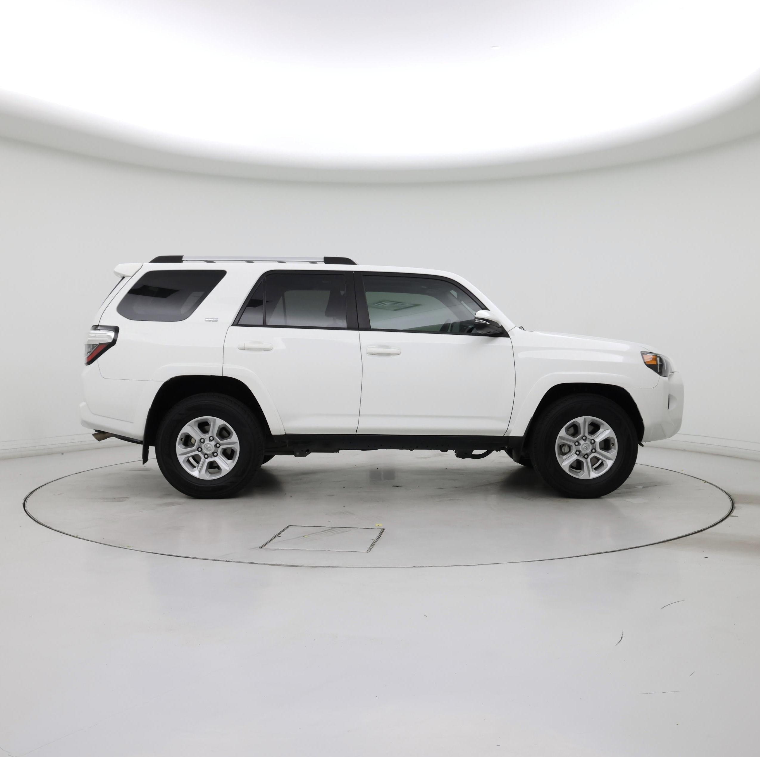 Thumbnail: 2022 Toyota 4Runner - 7
