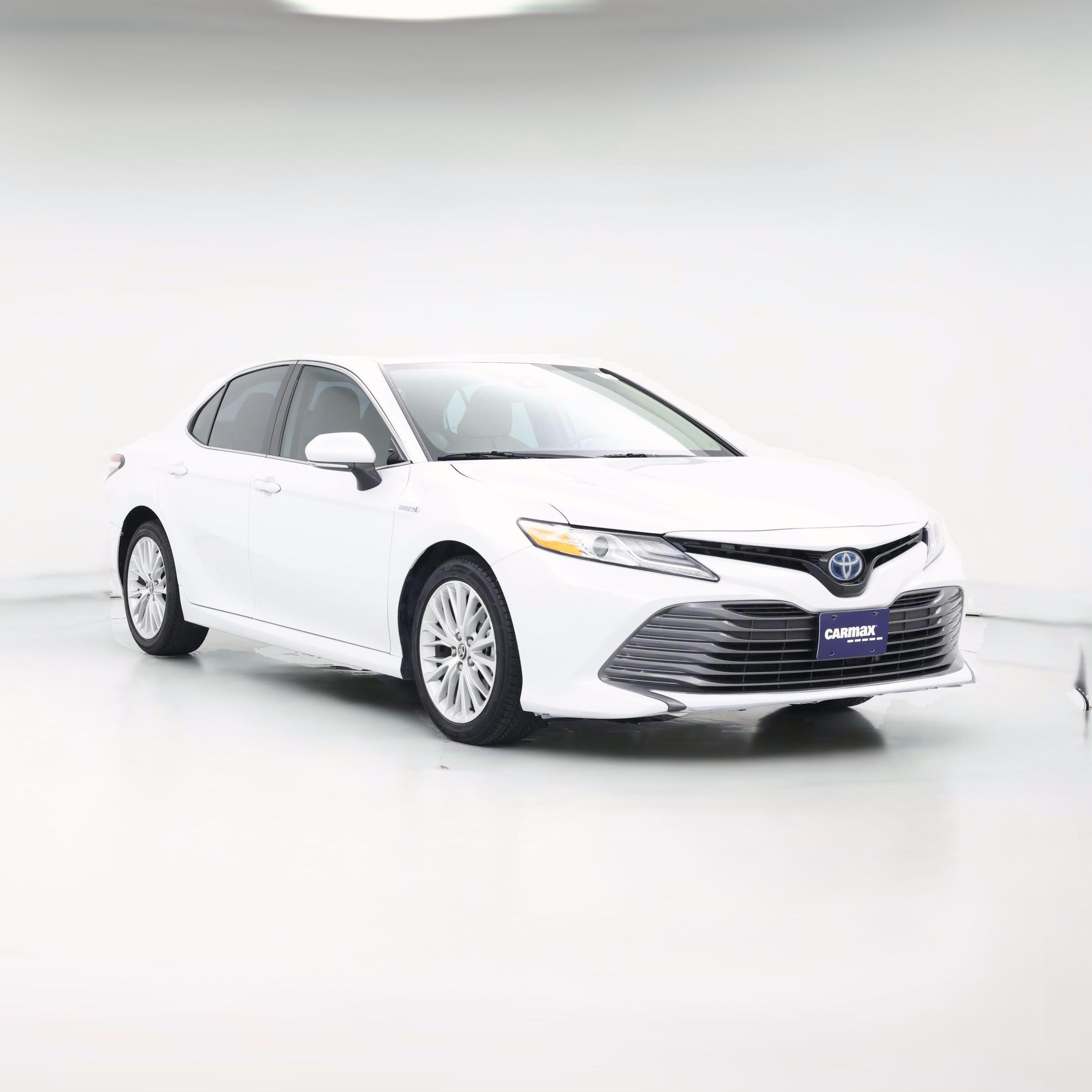 Thumbnail: 2020 Toyota Camry - 1
