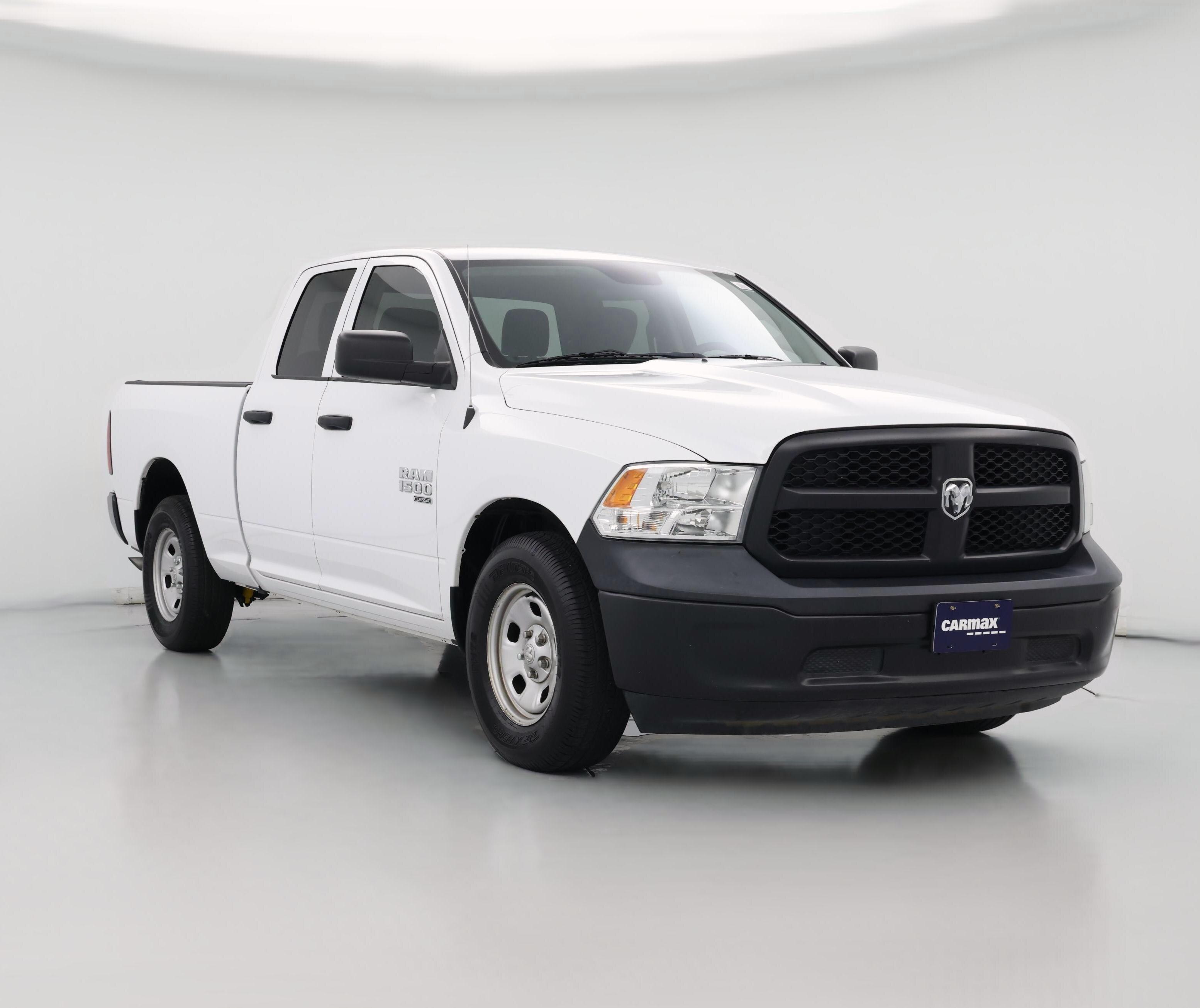 Thumbnail: 2021 RAM 1500 Classic - 1