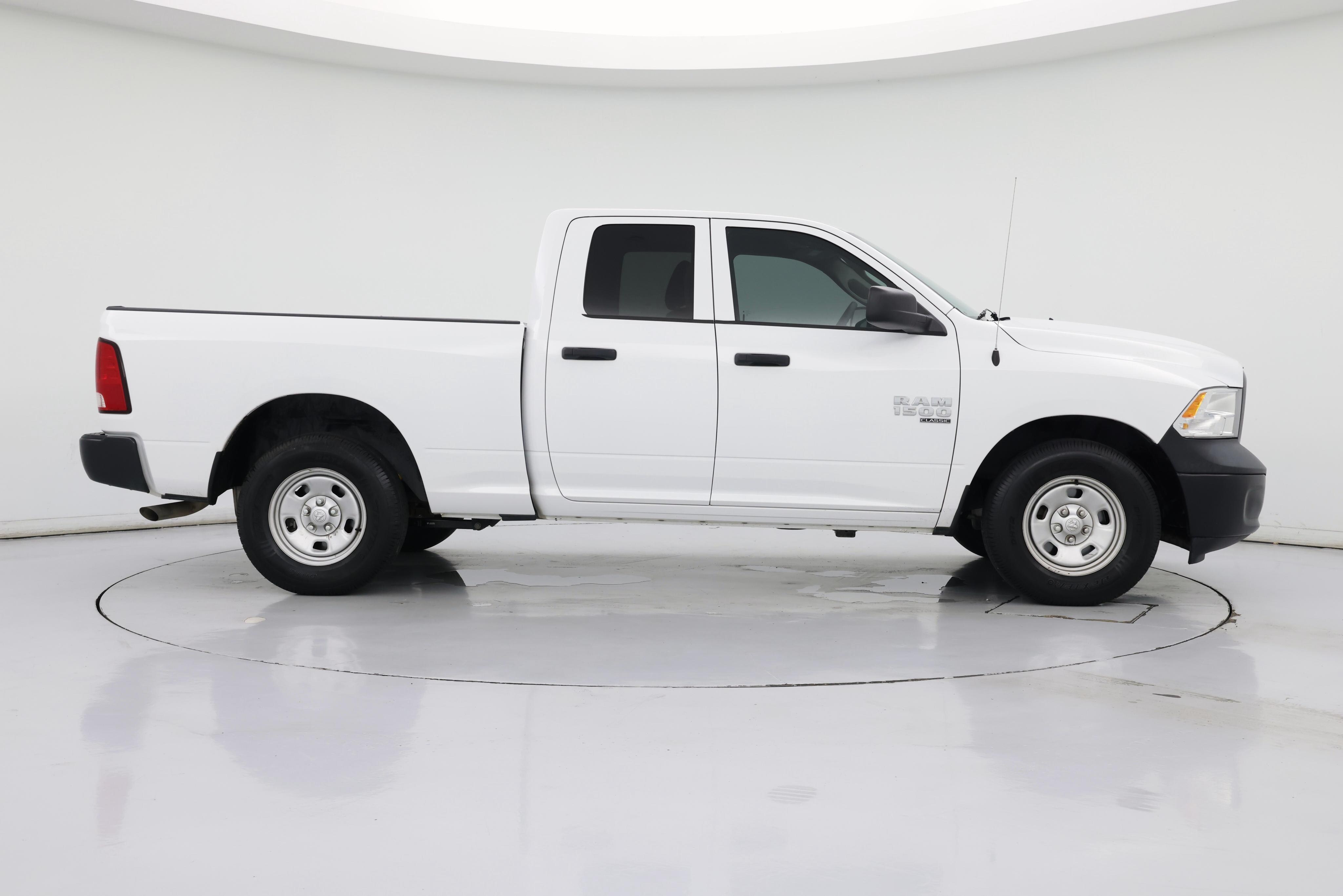 Thumbnail: 2021 RAM 1500 Classic - 7